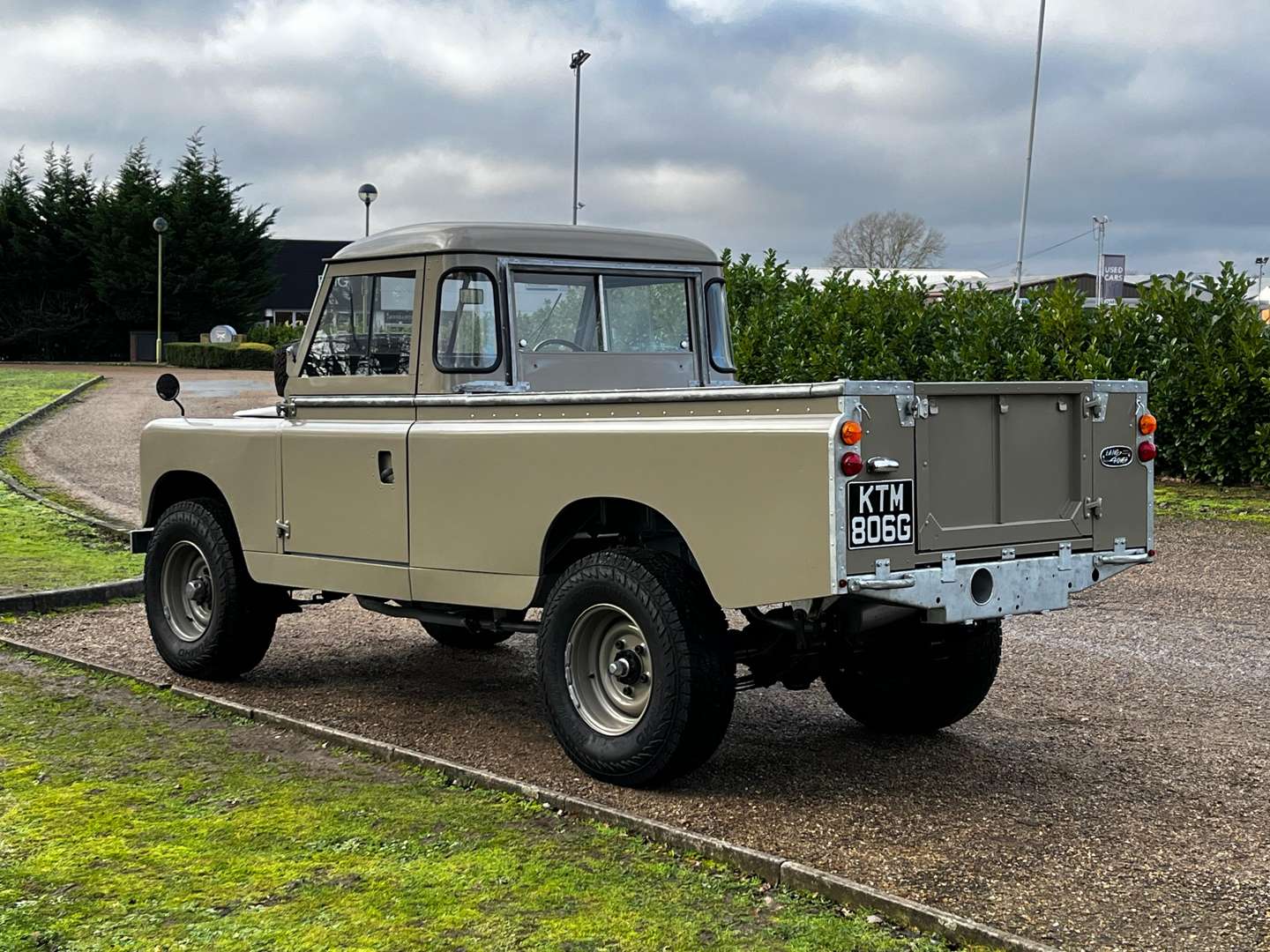 <p>1968 LAND ROVER SERIES IIA 109 LWB</p>
