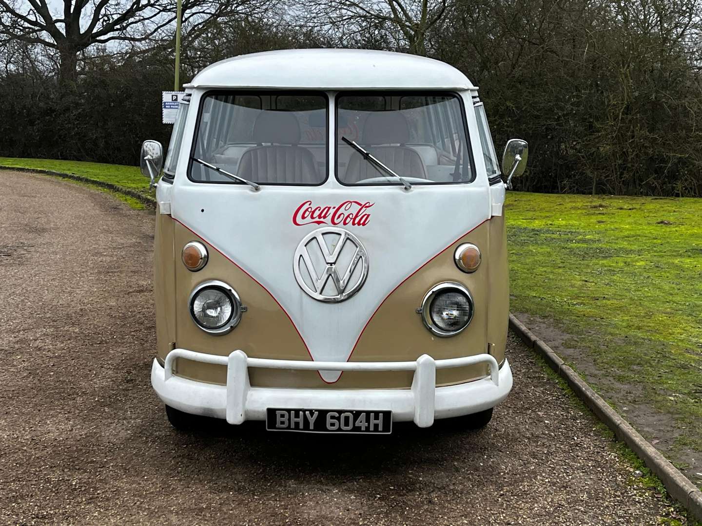 <p>1970 VW SPLIT SCREEN CAMPER LHD</p>