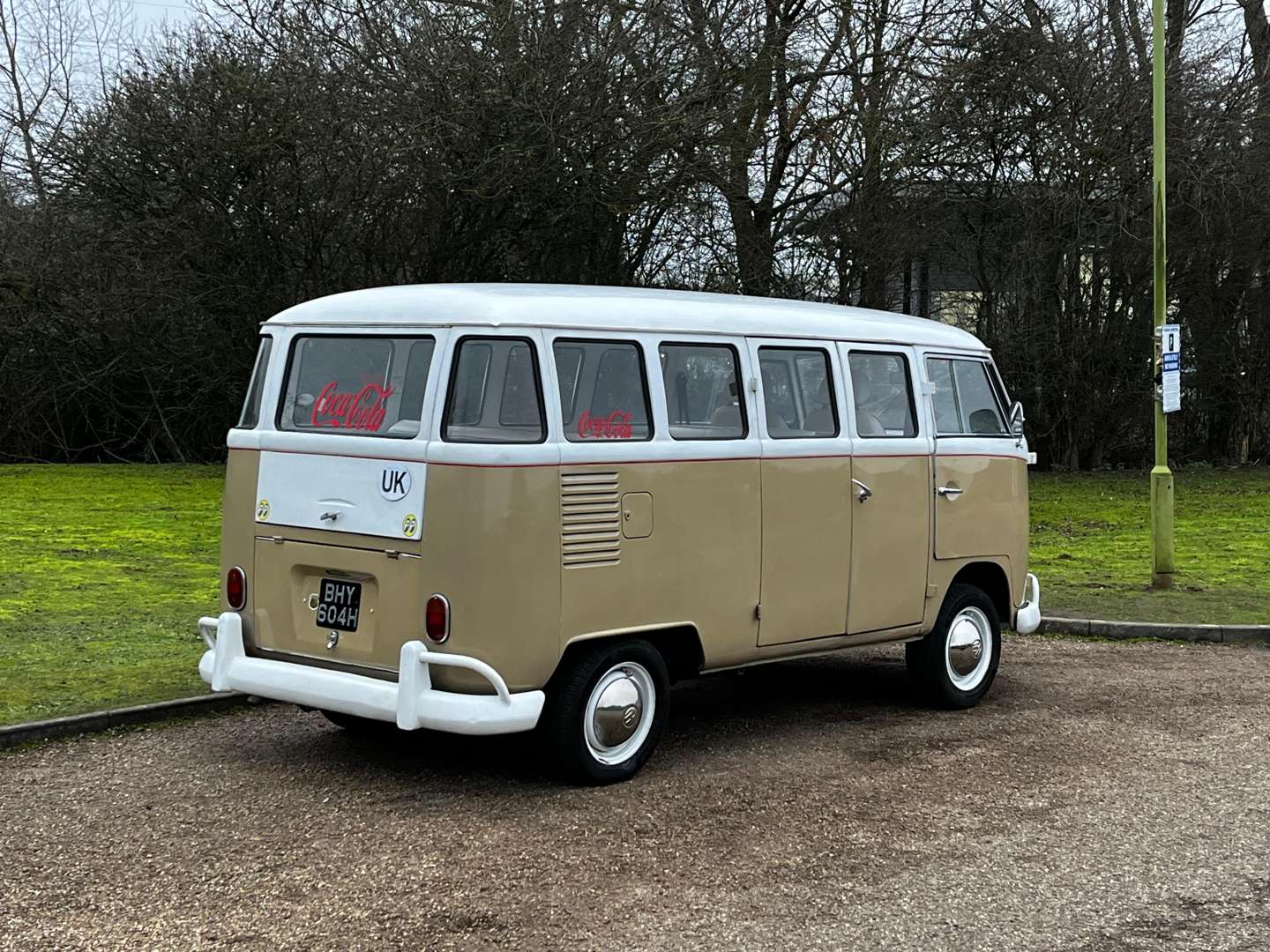 <p>1970 VW SPLIT SCREEN CAMPER LHD</p>