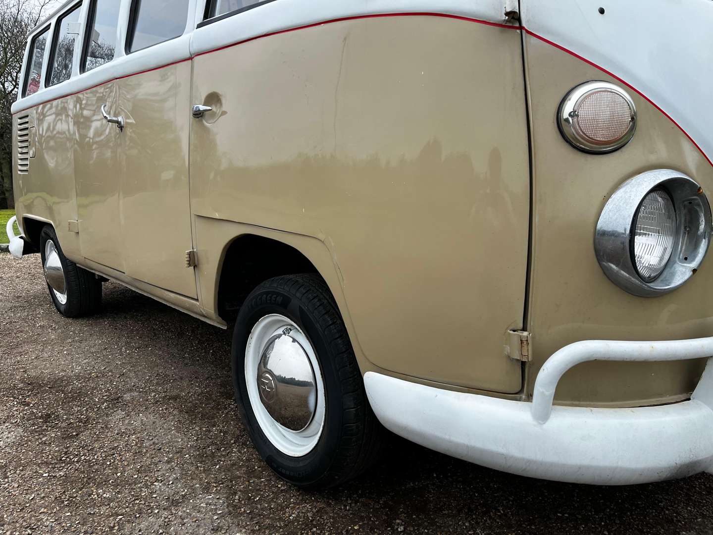 <p>1970 VW SPLIT SCREEN CAMPER LHD</p>