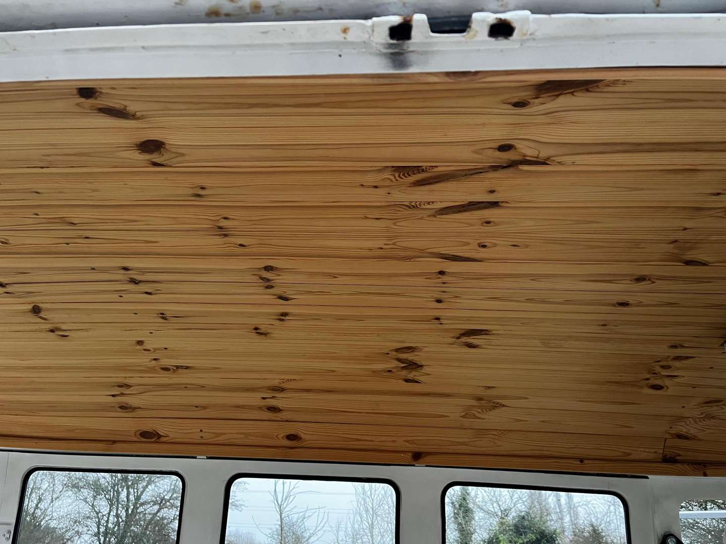 <p>1970 VW SPLIT SCREEN CAMPER LHD</p>