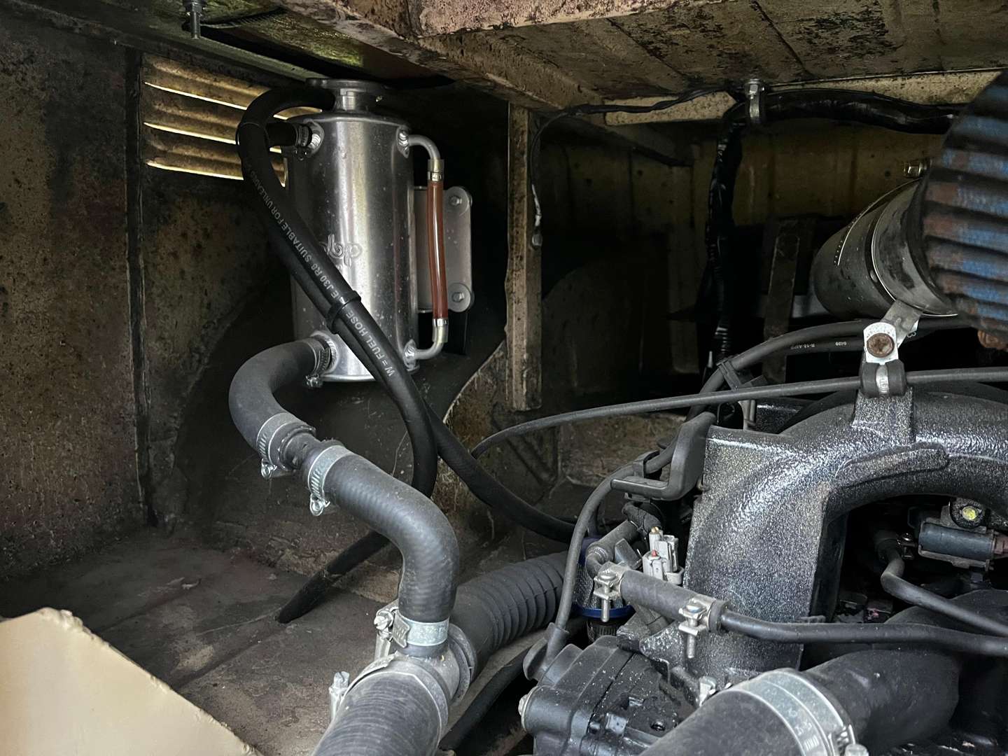 <p>1970 VW SPLIT SCREEN CAMPER LHD</p>