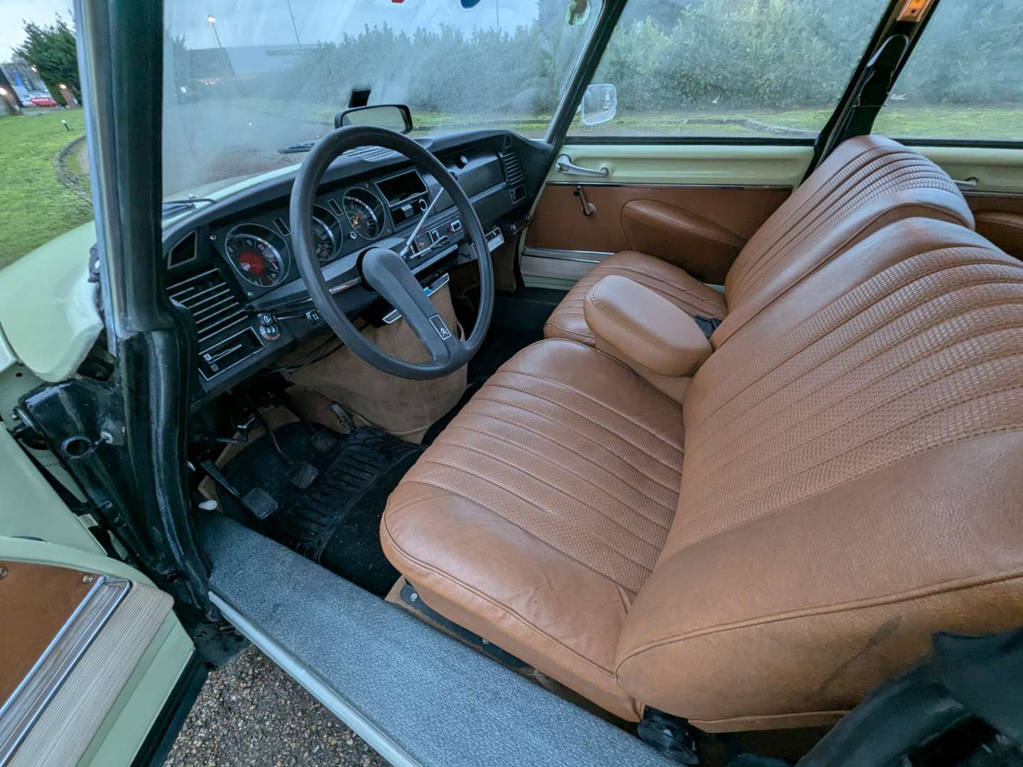 <p>1972 CITROEN DS20 LHD</p>