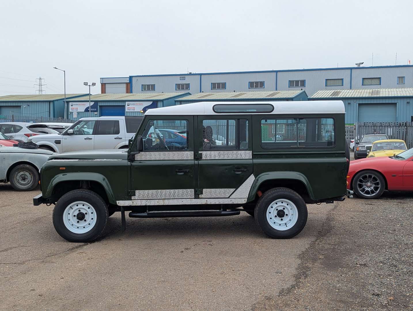 <p>1989 LAND ROVER 110 V8 COUNTY - POSTPONED 'TIL APRIL</p>