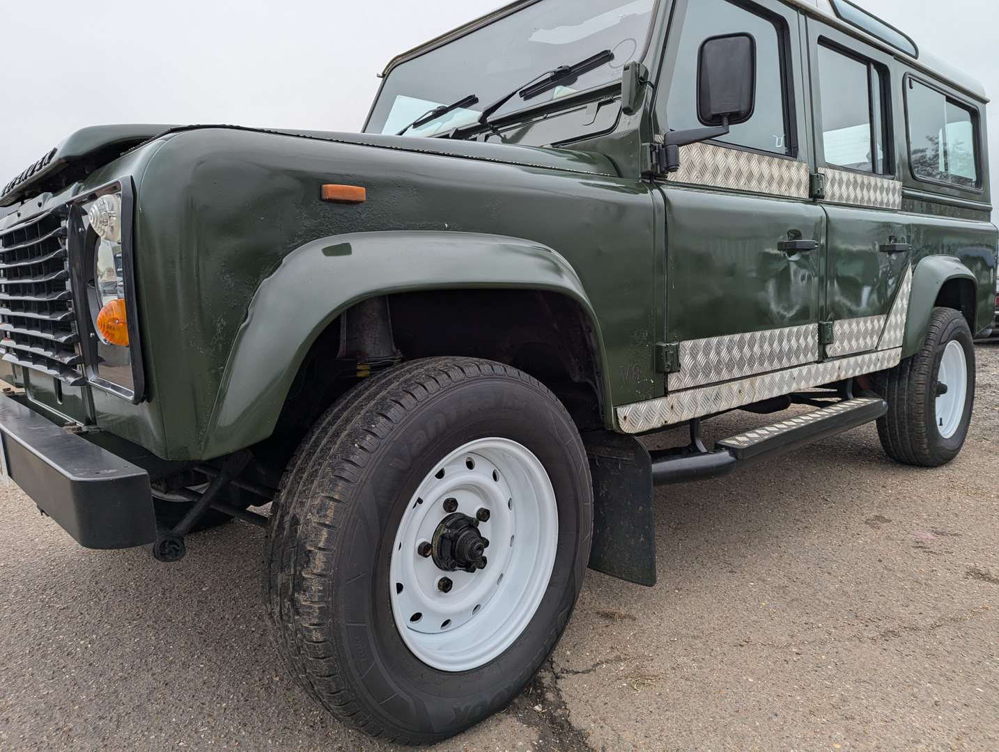 <p>1989 LAND ROVER 110 V8 COUNTY - POSTPONED 'TIL APRIL</p>