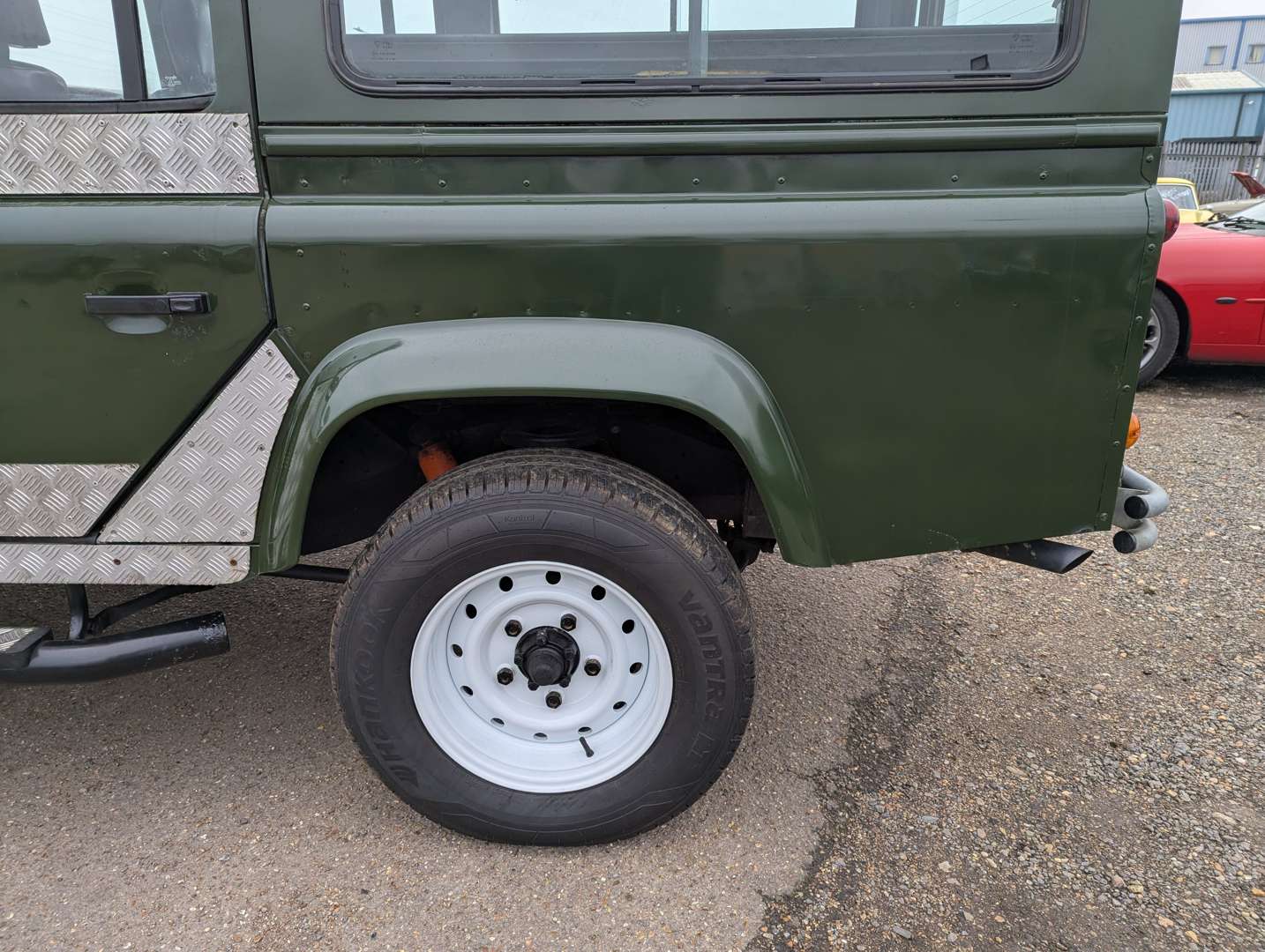 <p>1989 LAND ROVER 110 V8 COUNTY - POSTPONED 'TIL APRIL</p>