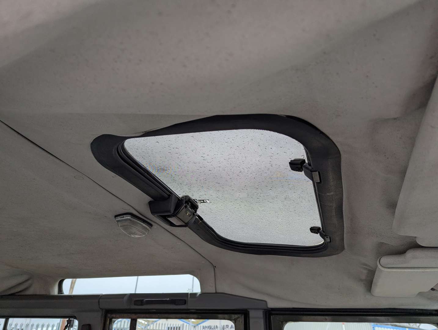 <p>1989 LAND ROVER 110 V8 COUNTY - POSTPONED 'TIL APRIL</p>