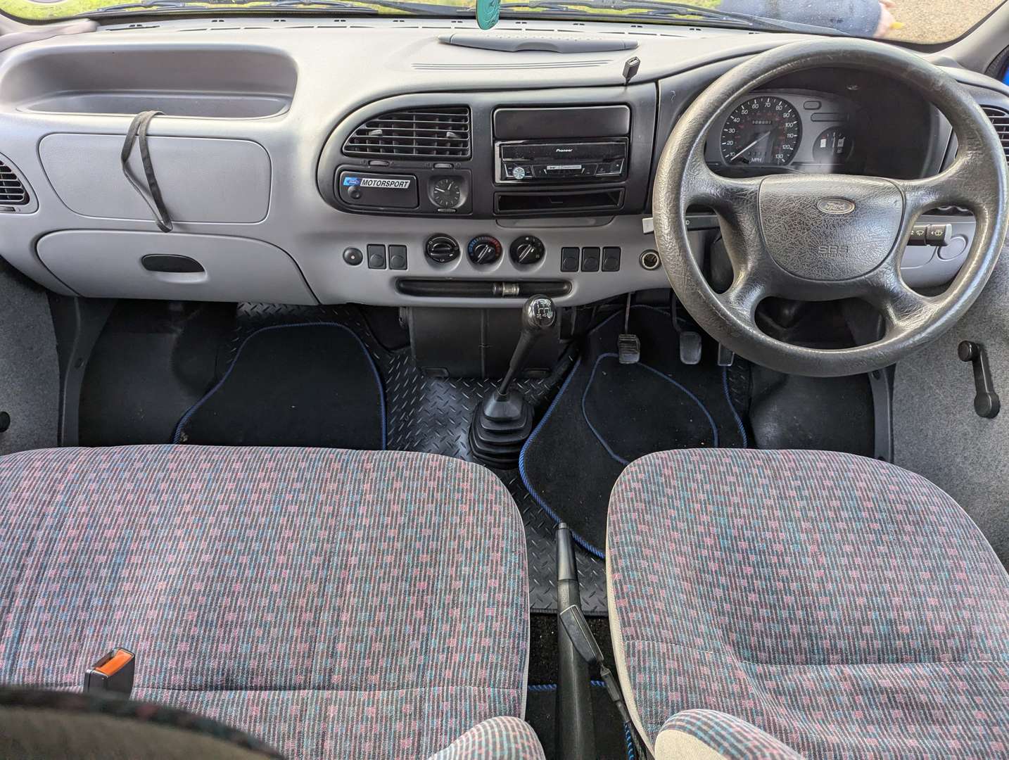 <p>1998 FORD TRANSIT 190 LWB RECOVERY</p>