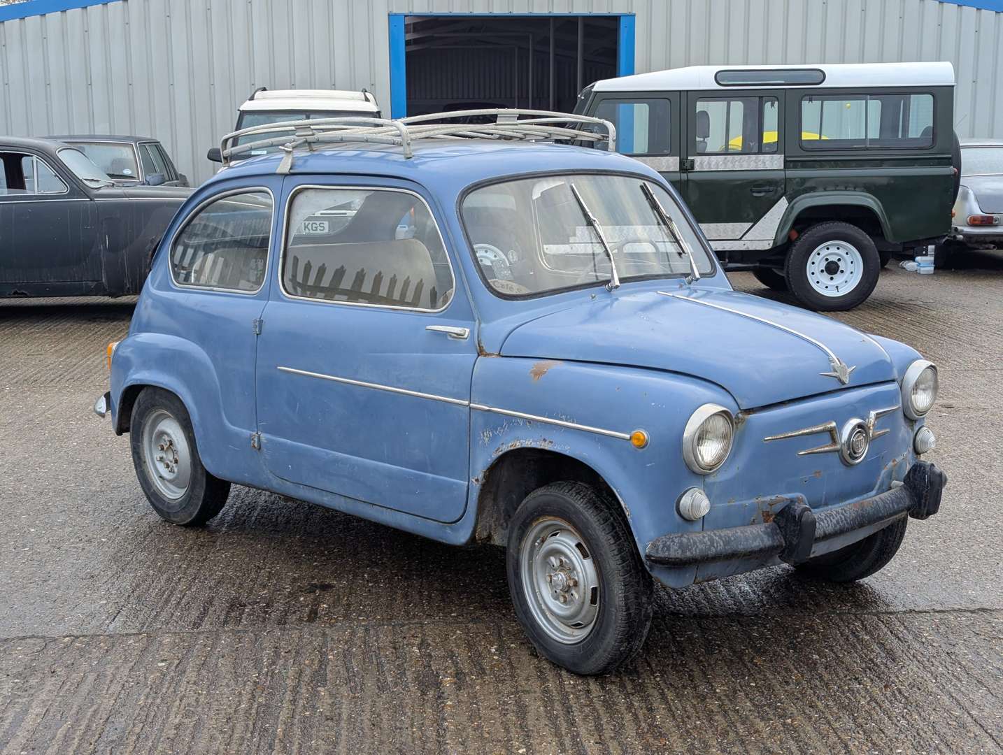 <p>1966 SEAT 600D LHD</p>