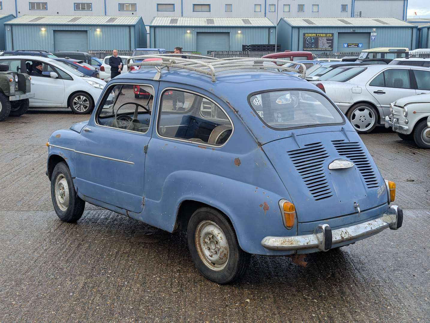 <p>1966 SEAT 600D LHD</p>