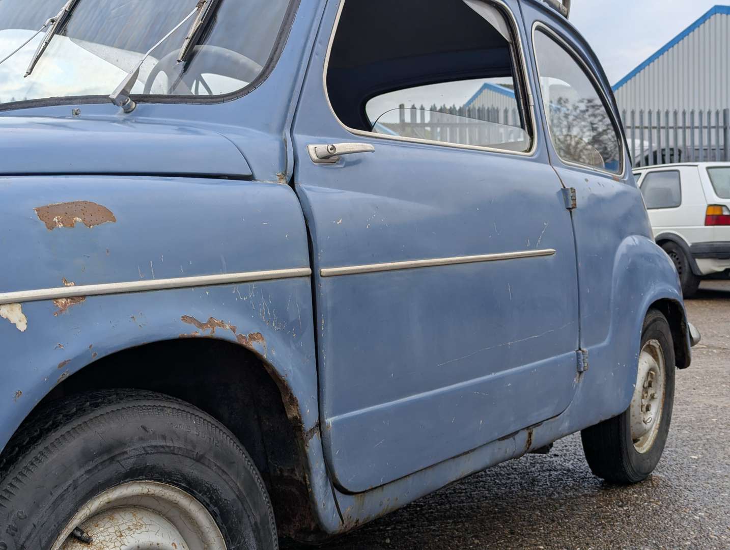 <p>1966 SEAT 600D LHD</p>