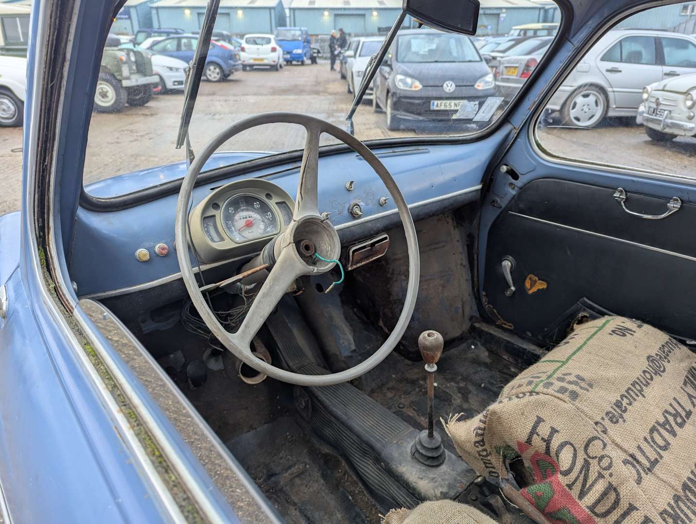 <p>1966 SEAT 600D LHD</p>