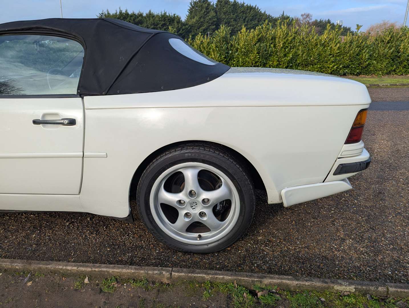 <p>1990 PORSCHE 944 S2 CABRIO</p>