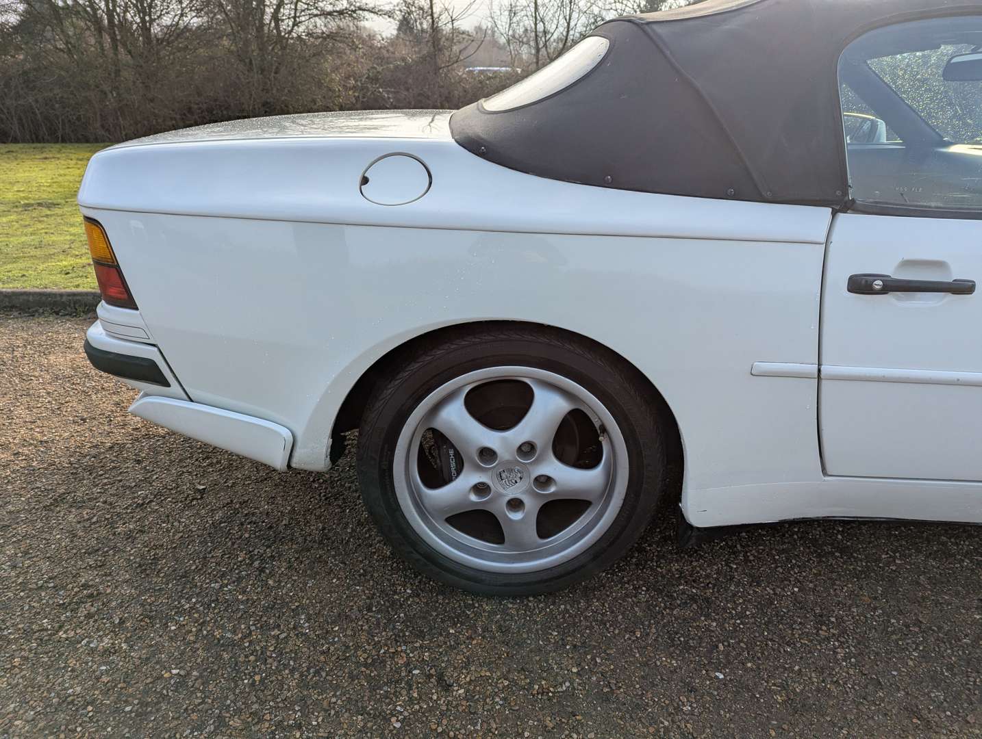 <p>1990 PORSCHE 944 S2 CABRIO</p>
