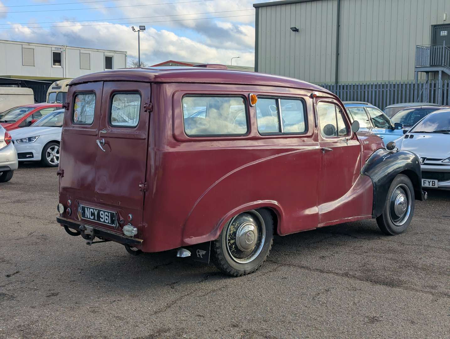 <p>1956 AUSTIN A40 COUNTRYMAN</p>
