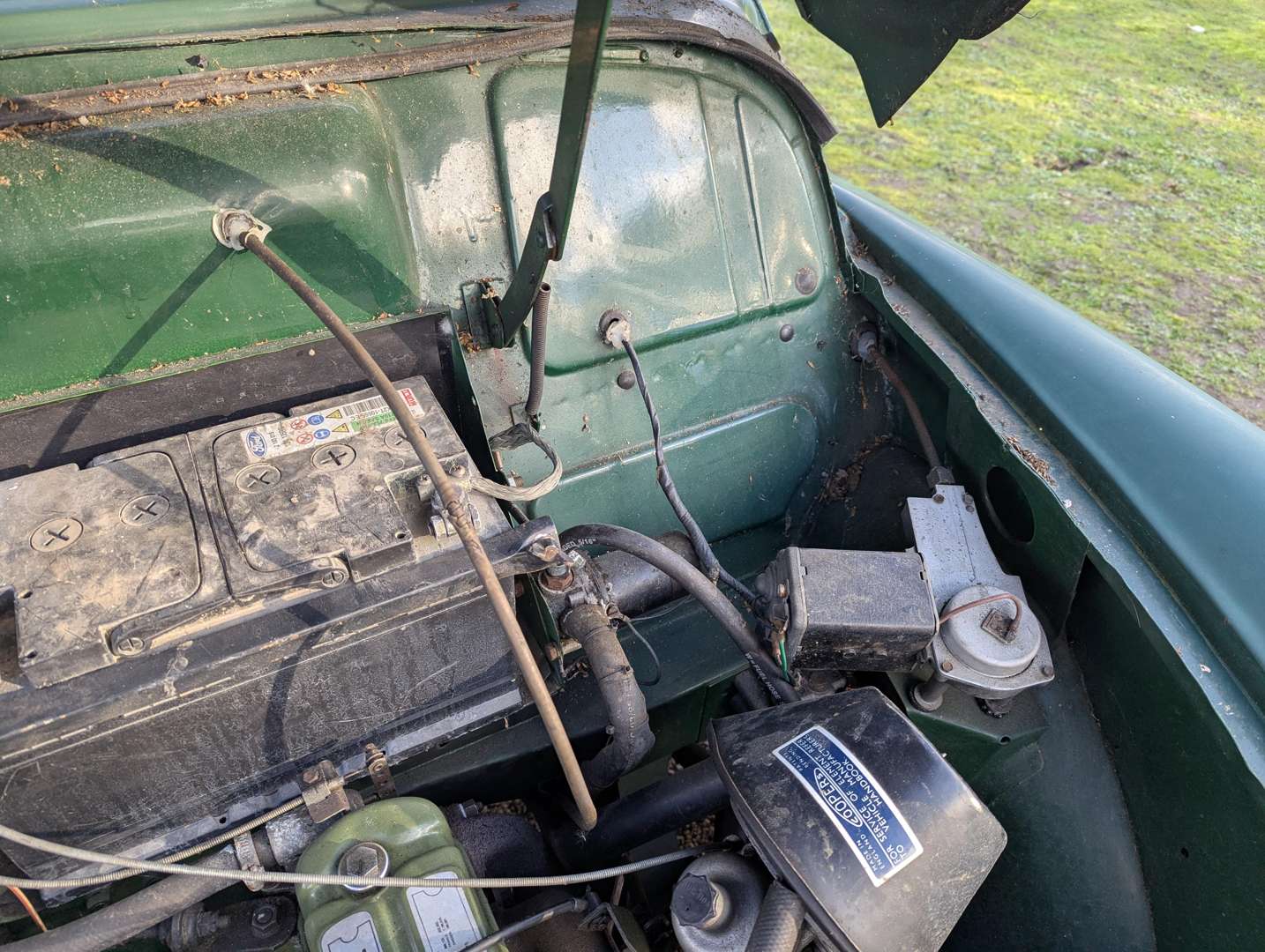 <p>1965 MORRIS MINOR VAN</p>