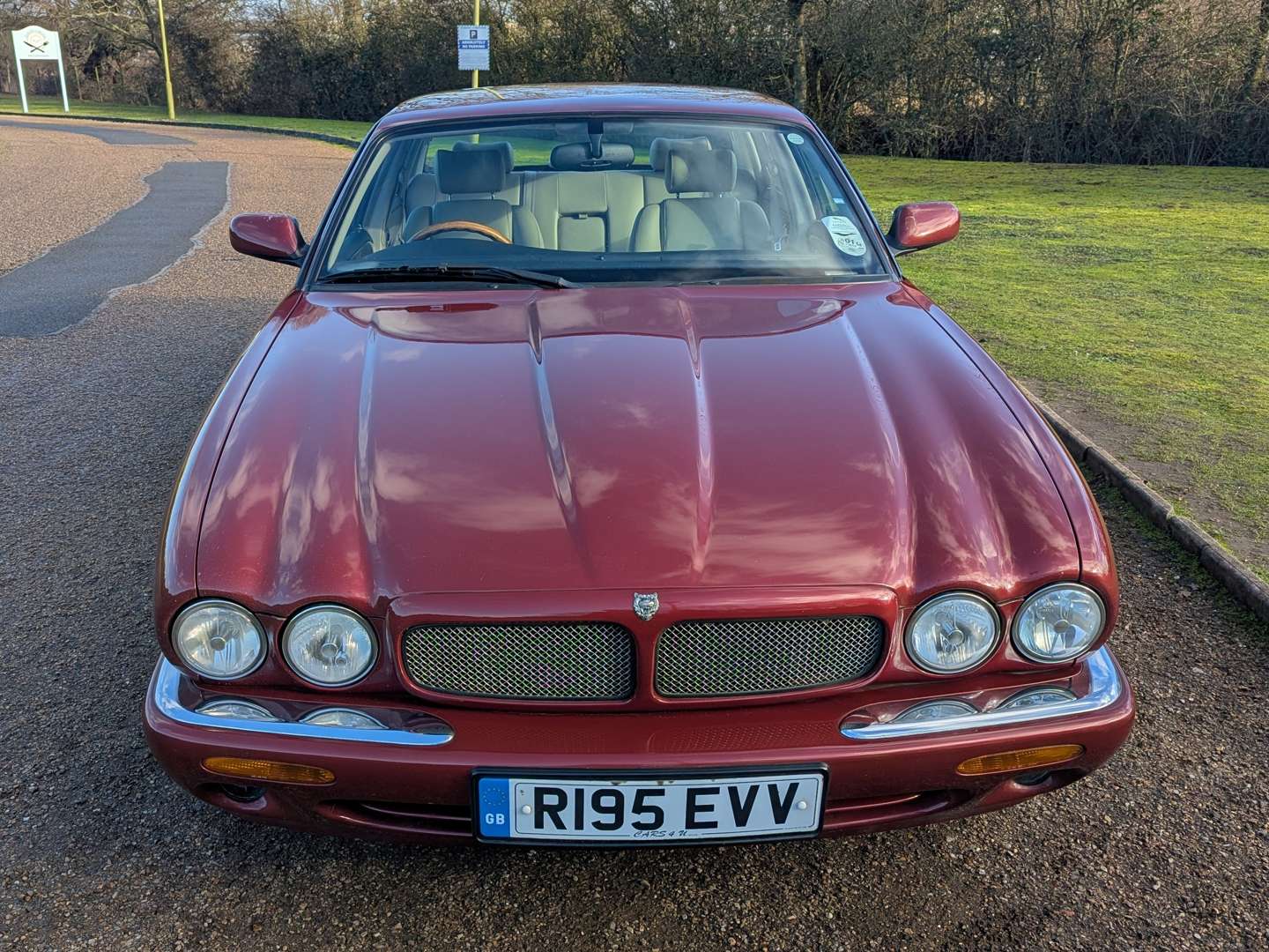 <p>1998 JAGUAR XJR V8 AUTO</p>