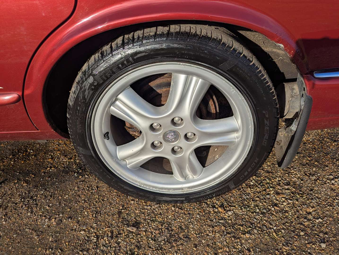 <p>1998 JAGUAR XJR V8 AUTO</p>