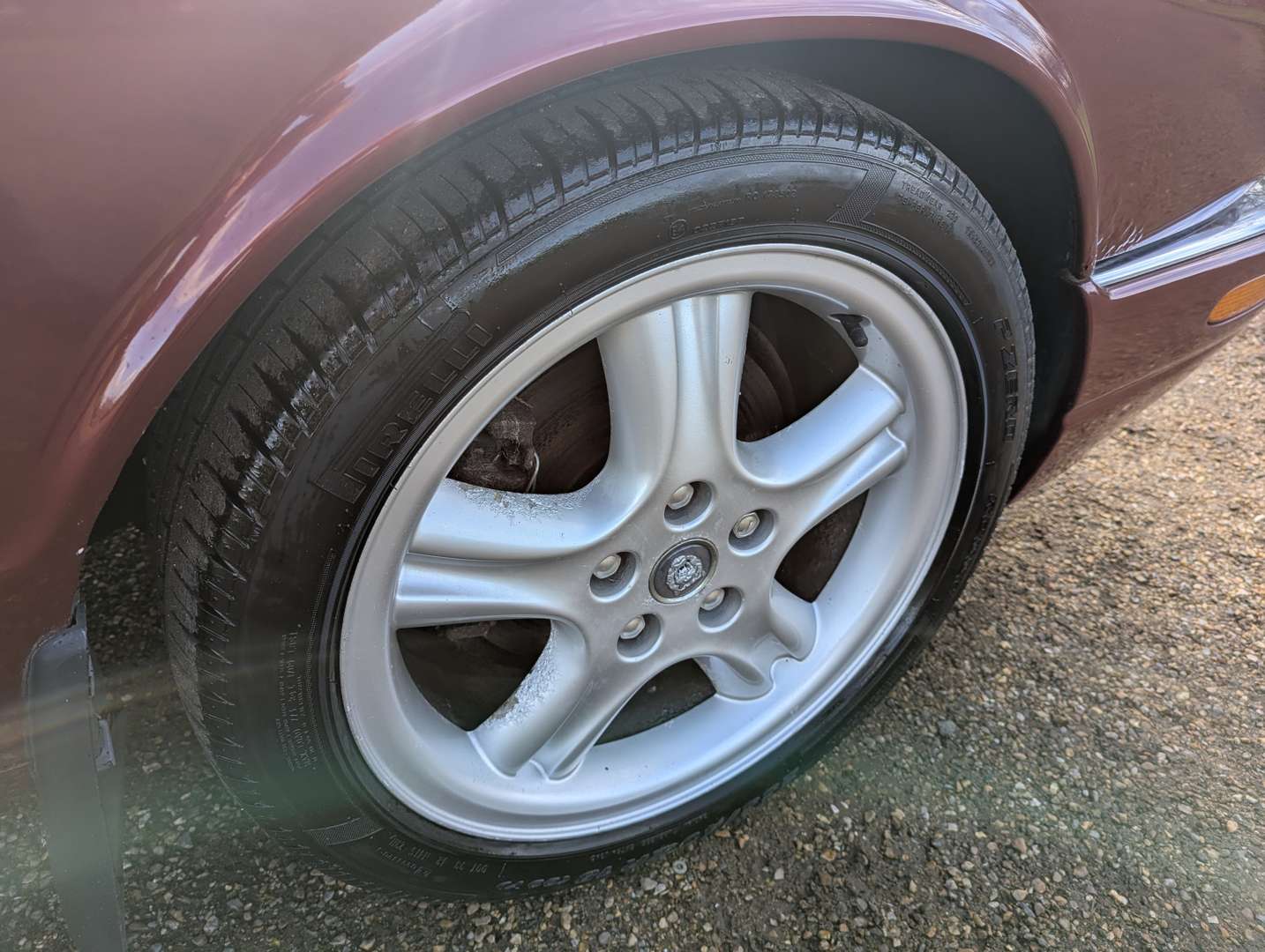 <p>1998 JAGUAR XJR V8 AUTO</p>