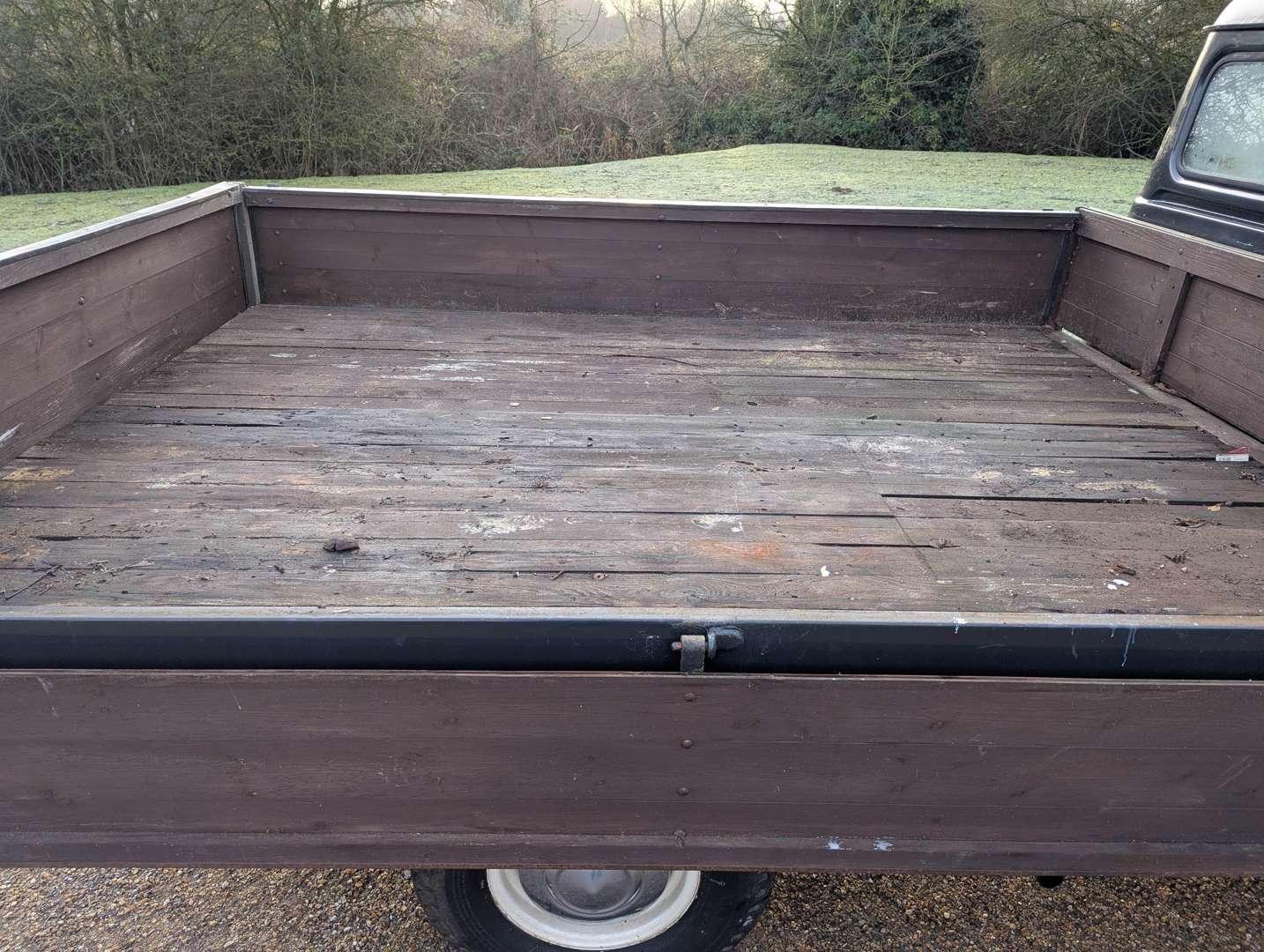 <p>1969 BEDFORD PICK-UP</p>