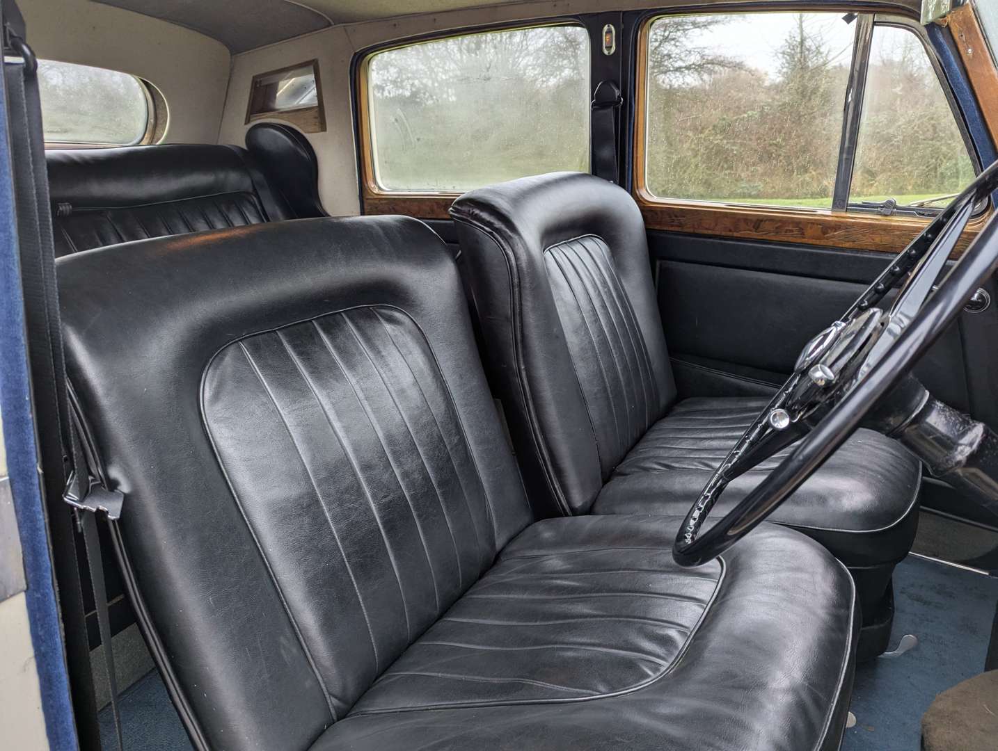 <p>1952 BENTLEY MK VI 4.5</p>