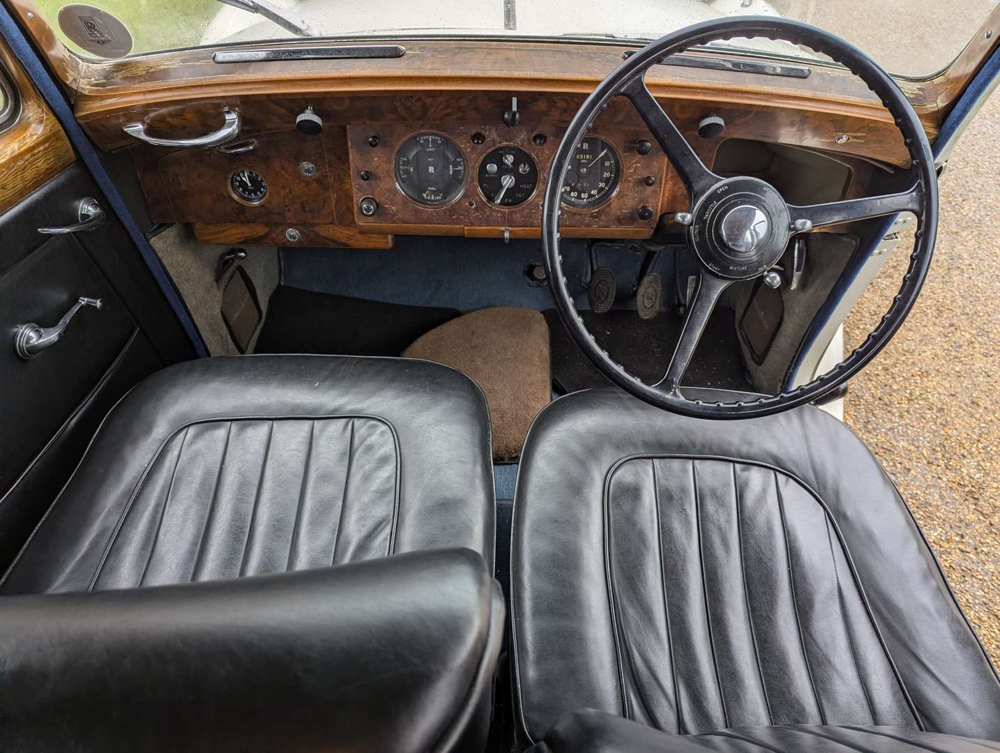 <p>1952 BENTLEY MK VI 4.5</p>