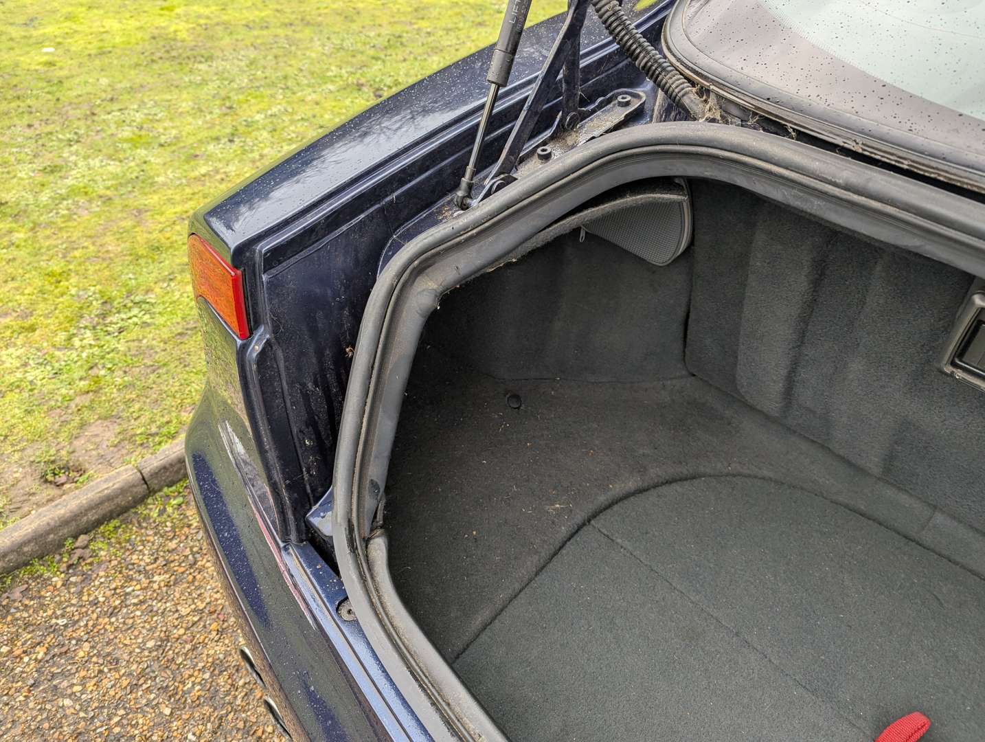 <p>1999 MASERATI 3200 GT</p>