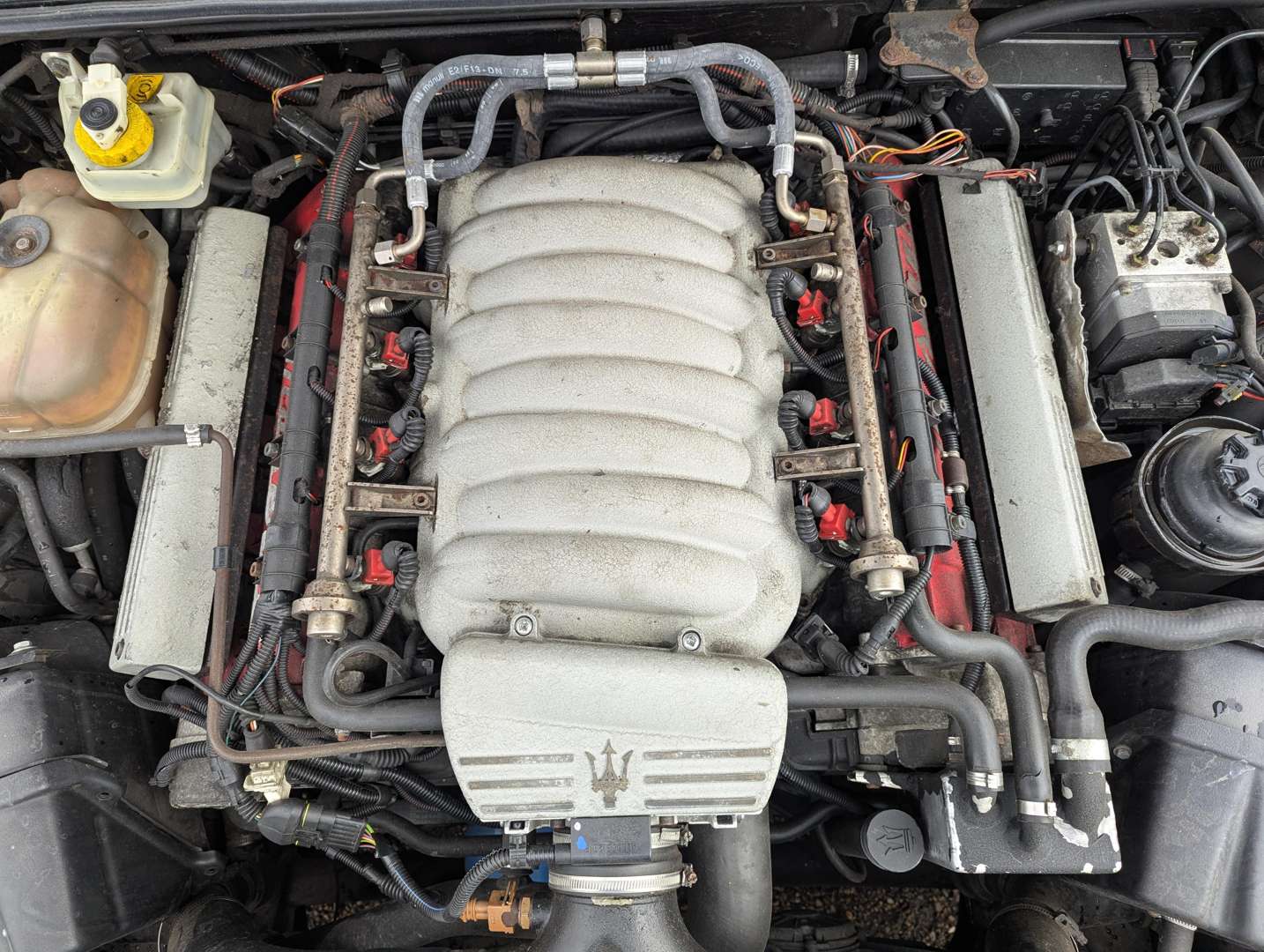 <p>1999 MASERATI 3200 GT</p>