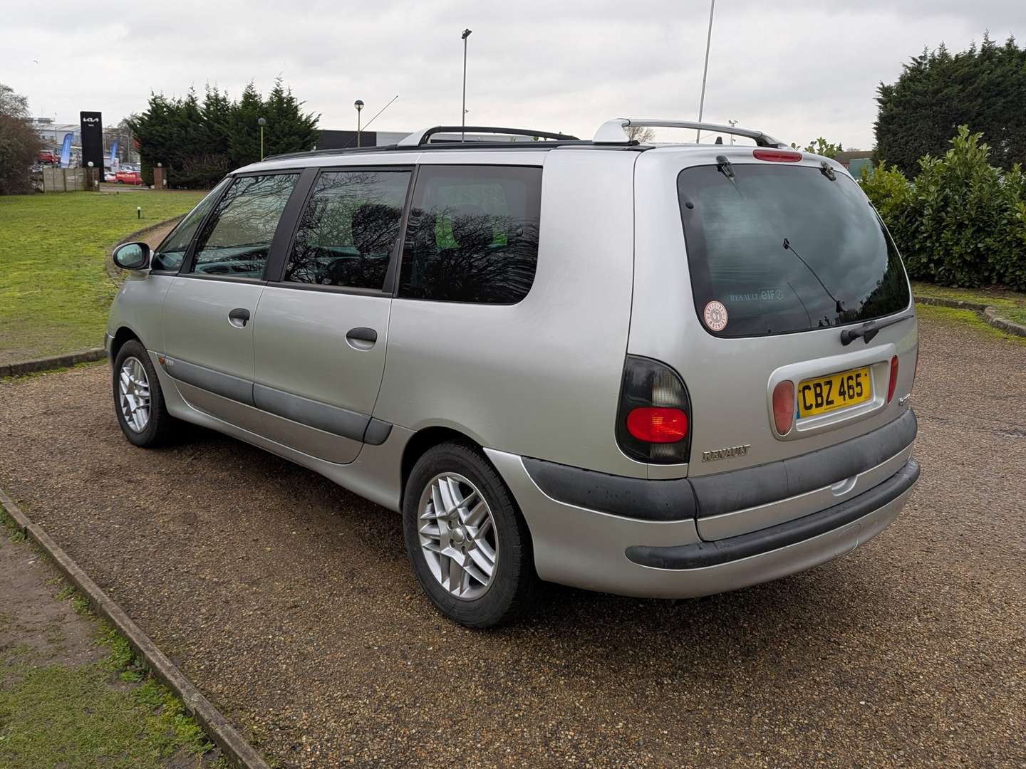 <p>2001 RENAULT GRAND ESPACE INITIALE V6 AUTO</p>