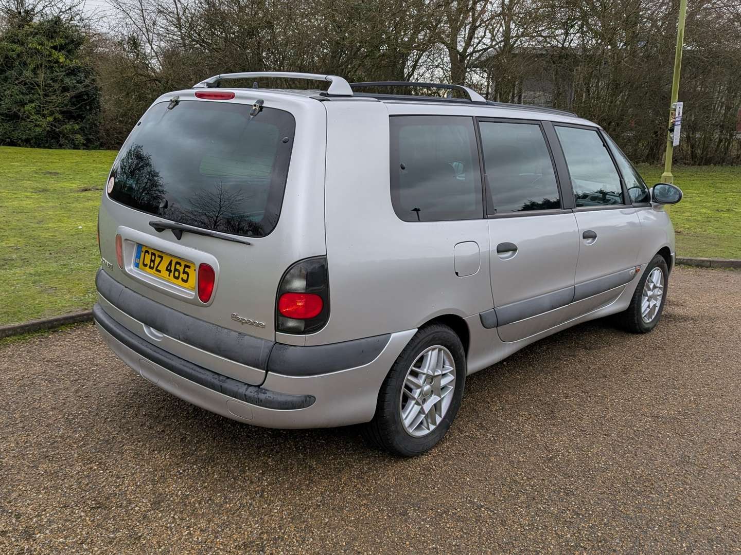 <p>2001 RENAULT GRAND ESPACE INITIALE V6 AUTO</p>