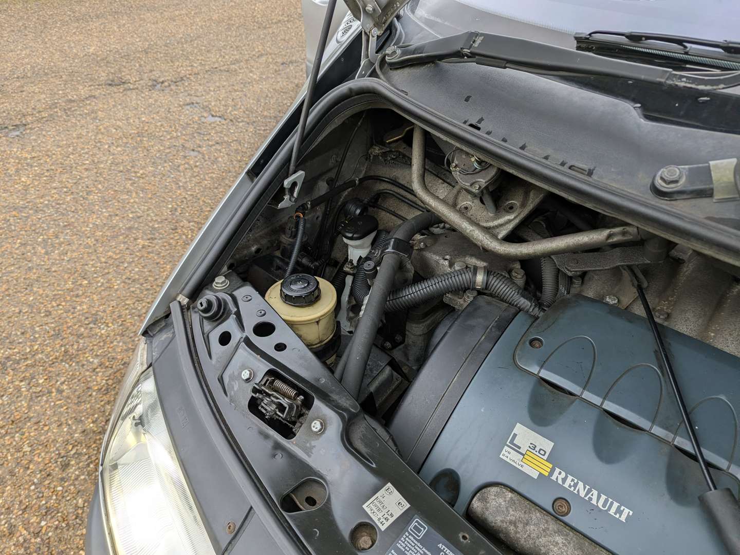 <p>2001 RENAULT GRAND ESPACE INITIALE V6 AUTO</p>