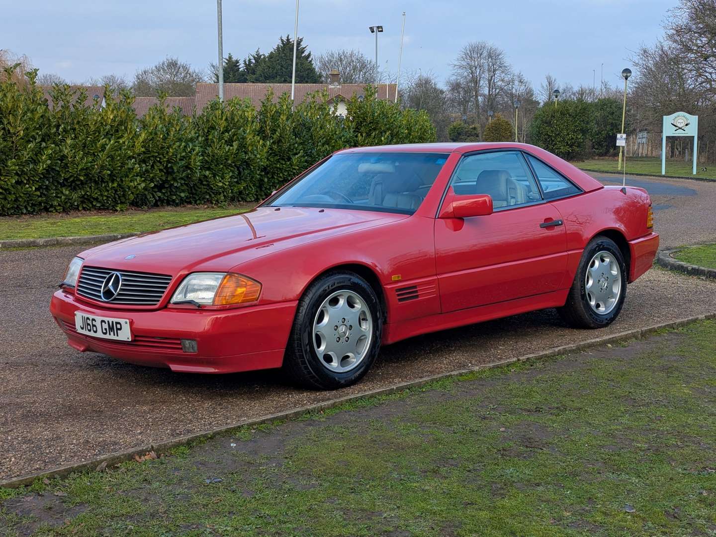 <p>1991 MERCEDES 300SL-24 R129 AUTO</p>
