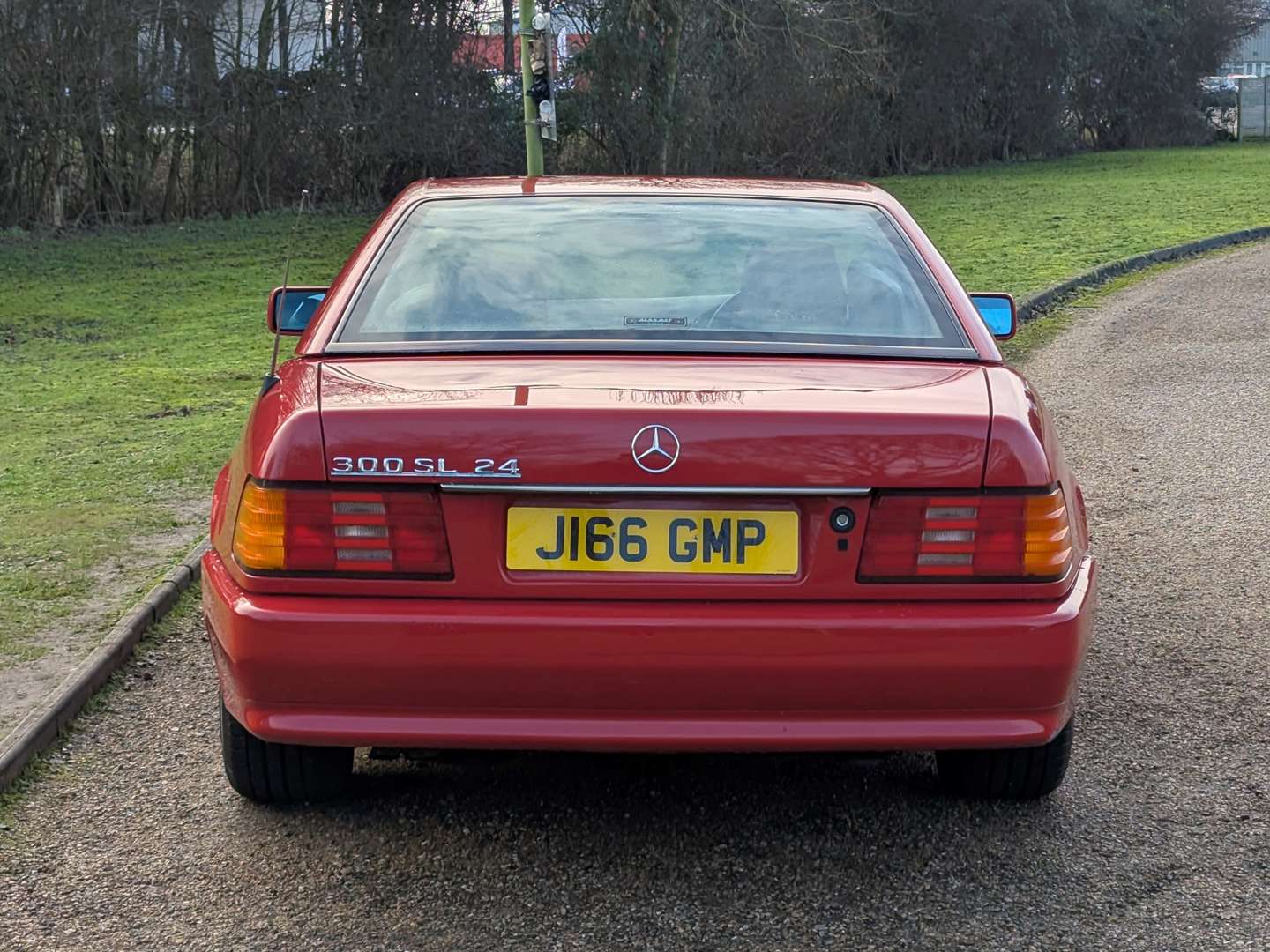 <p>1991 MERCEDES 300SL-24 R129 AUTO</p>