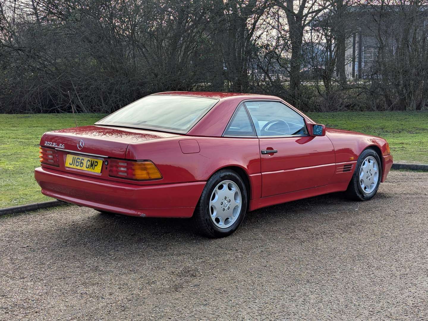 <p>1991 MERCEDES 300SL-24 R129 AUTO</p>