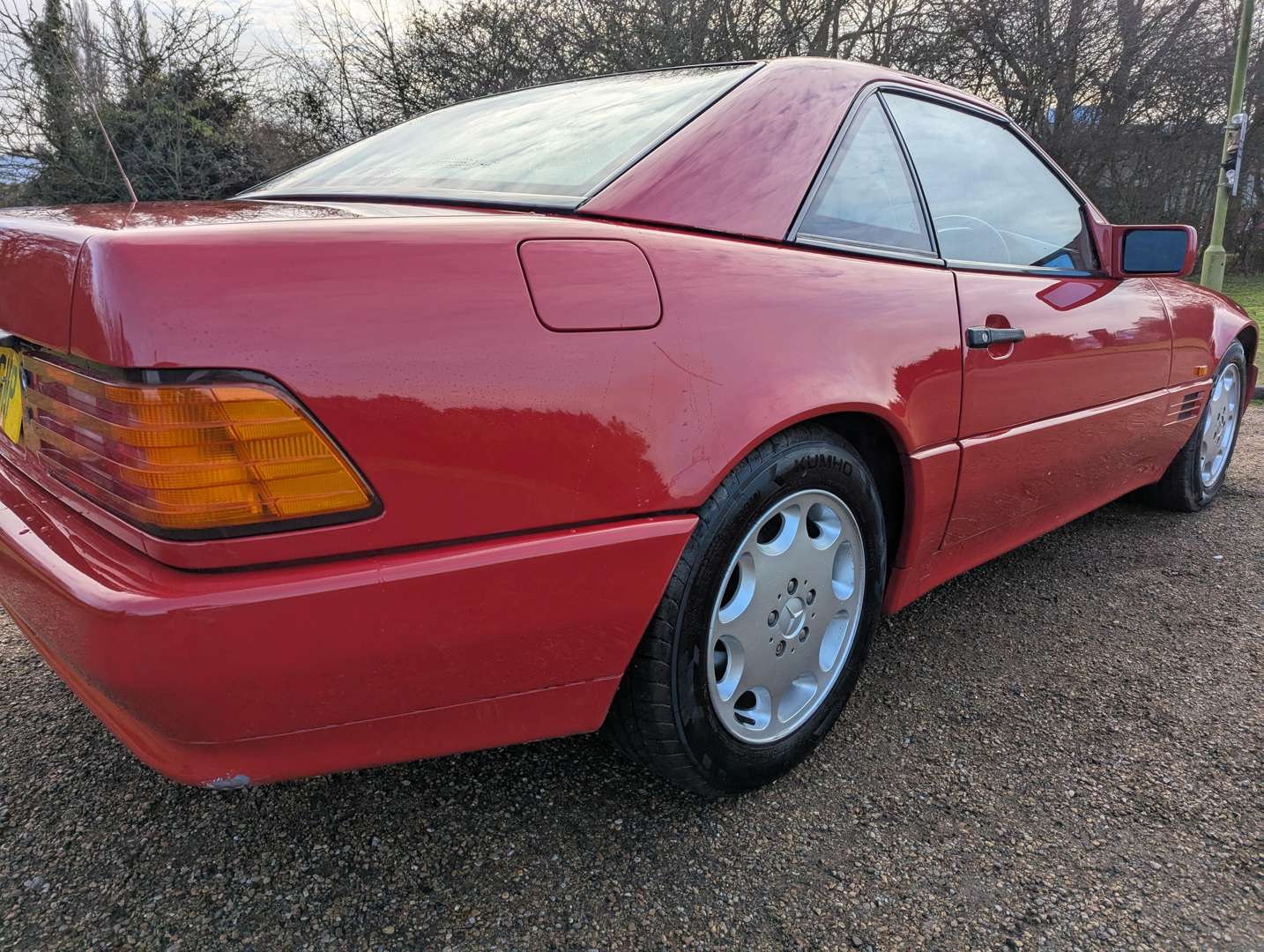 <p>1991 MERCEDES 300SL-24 R129 AUTO</p>