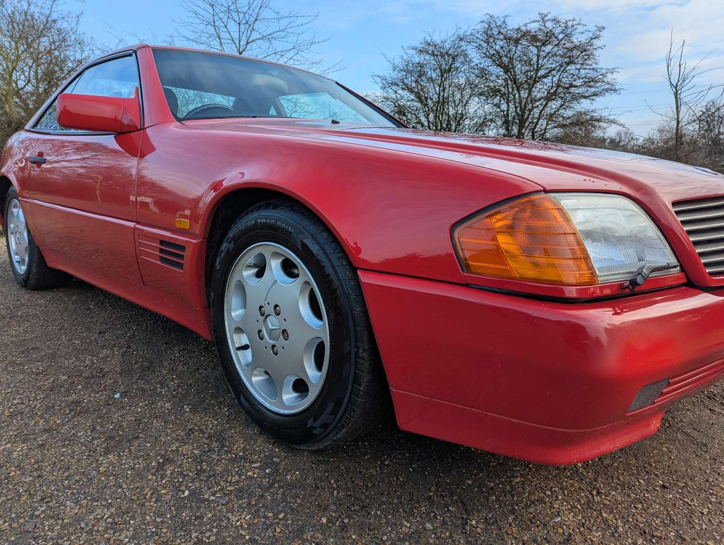 <p>1991 MERCEDES 300SL-24 R129 AUTO</p>