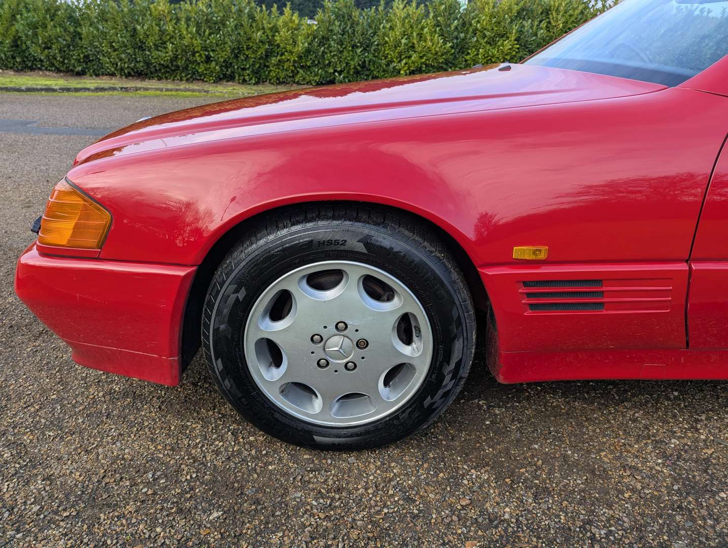 <p>1991 MERCEDES 300SL-24 R129 AUTO</p>