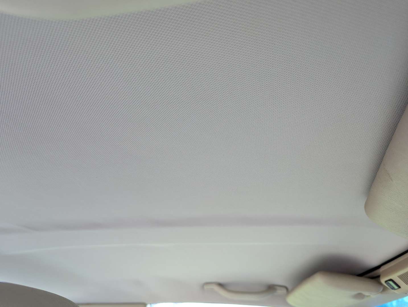 <p>1991 MERCEDES 300SL-24 R129 AUTO</p>