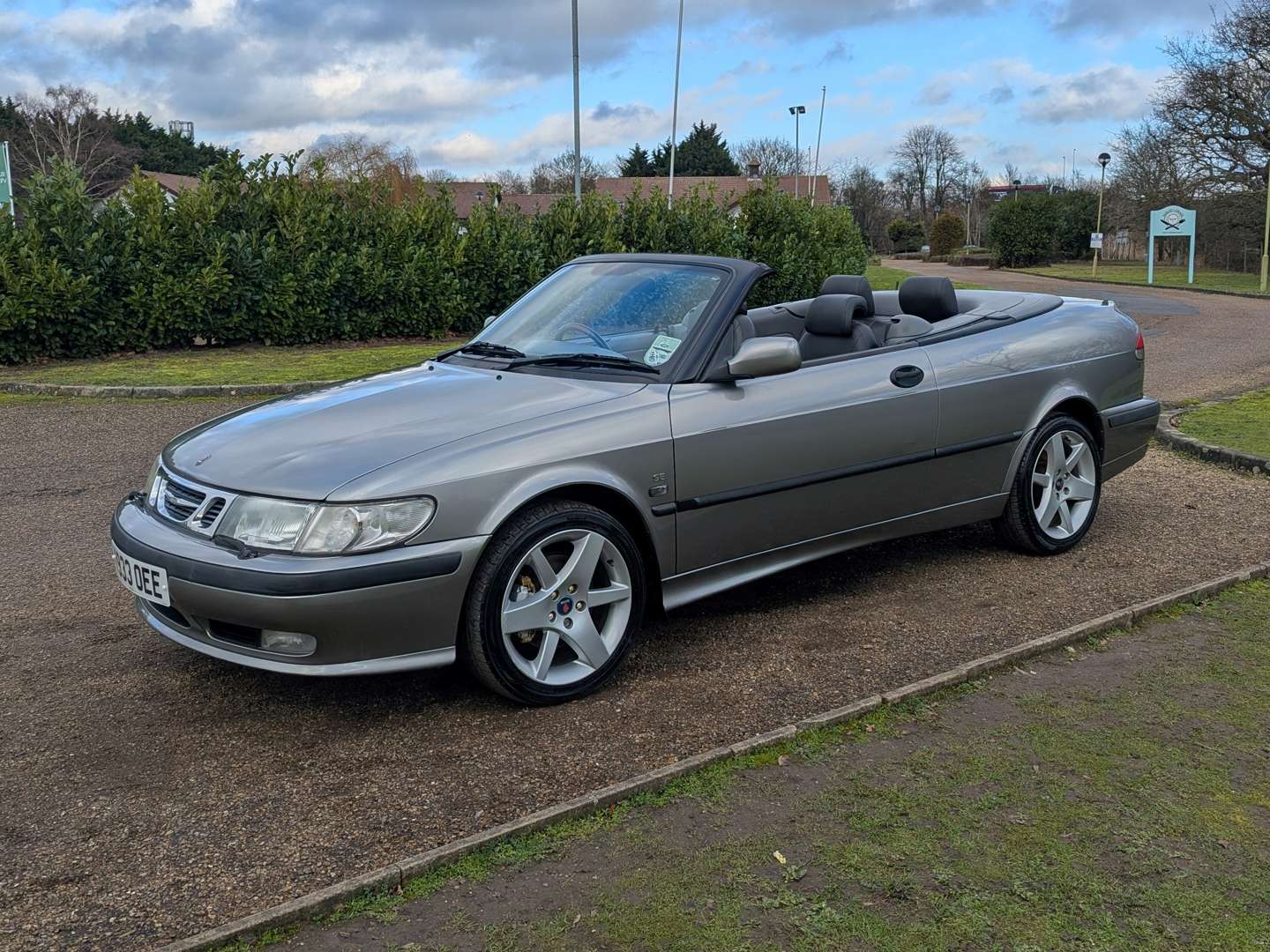 <p>2001 SAAB 9-3 SE TURBO</p>
