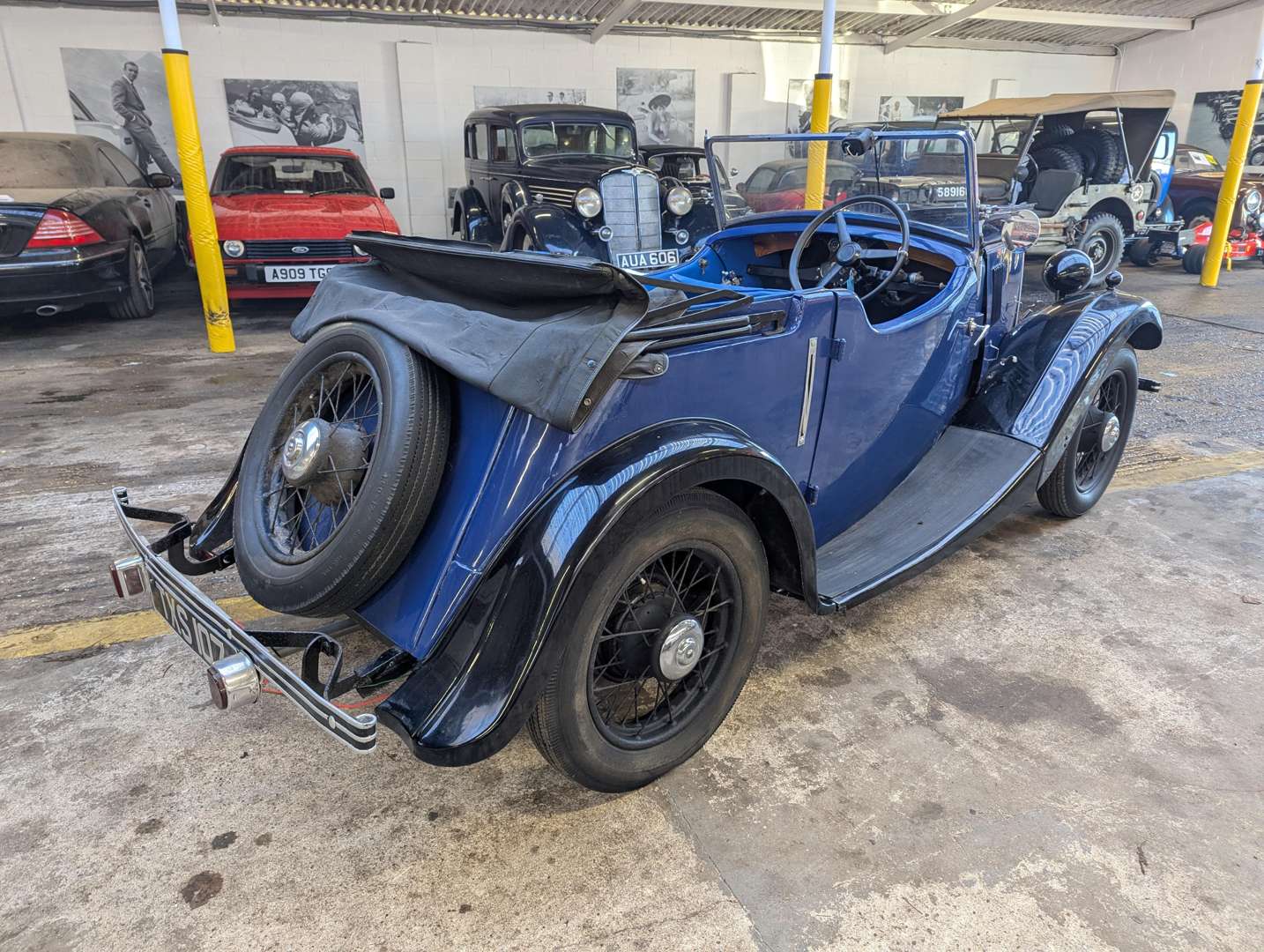 <p>1936 MORRIS EIGHT</p>