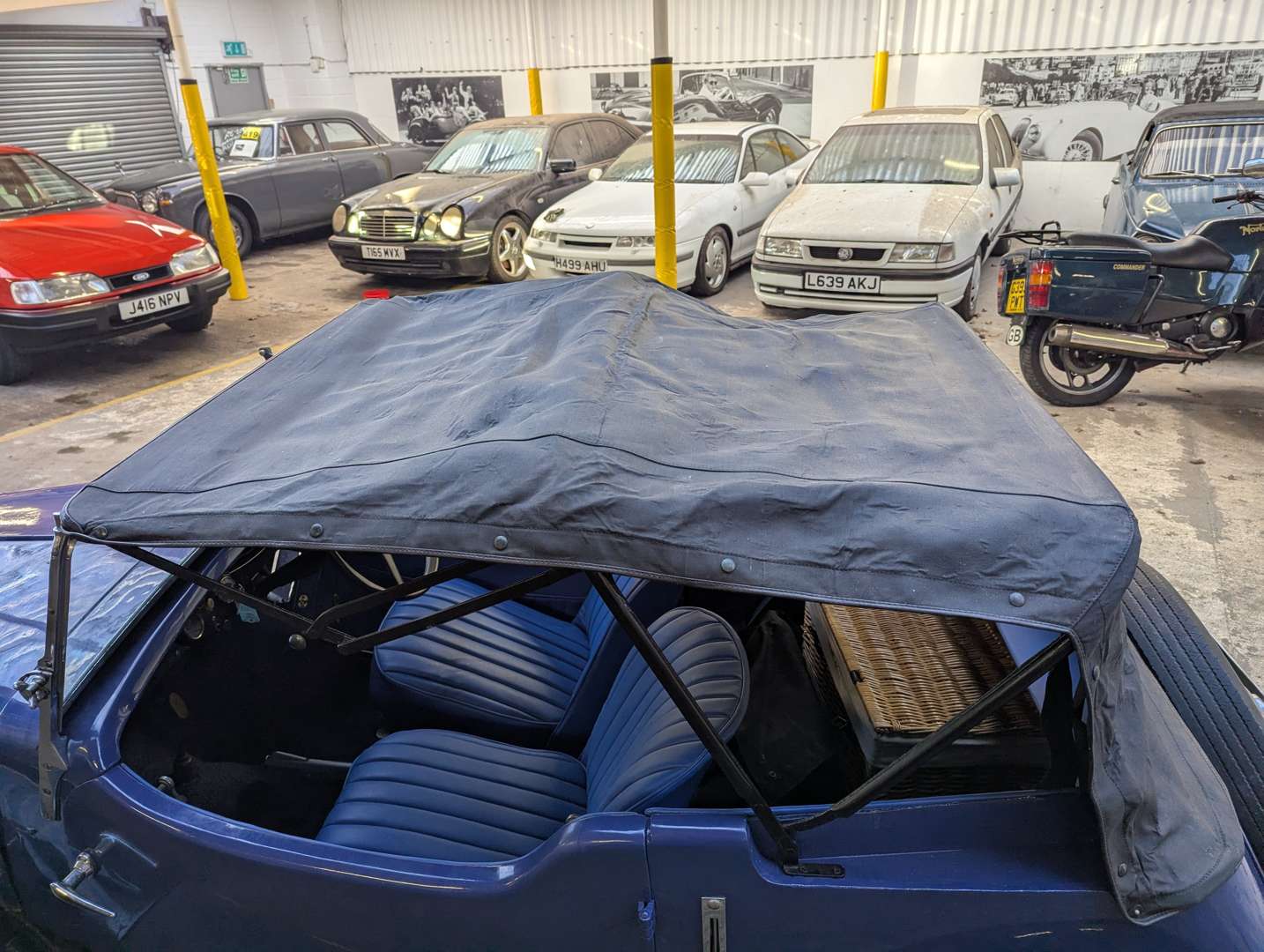 <p>1936 MORRIS EIGHT</p>