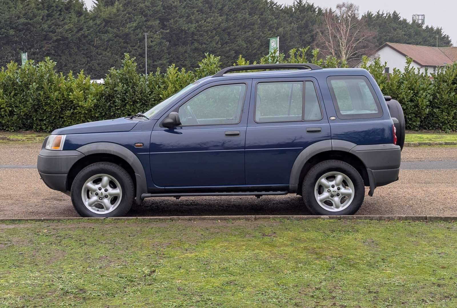 <p>1998 LAND ROVER FREELANDER XE DI STATION WAGON</p>
