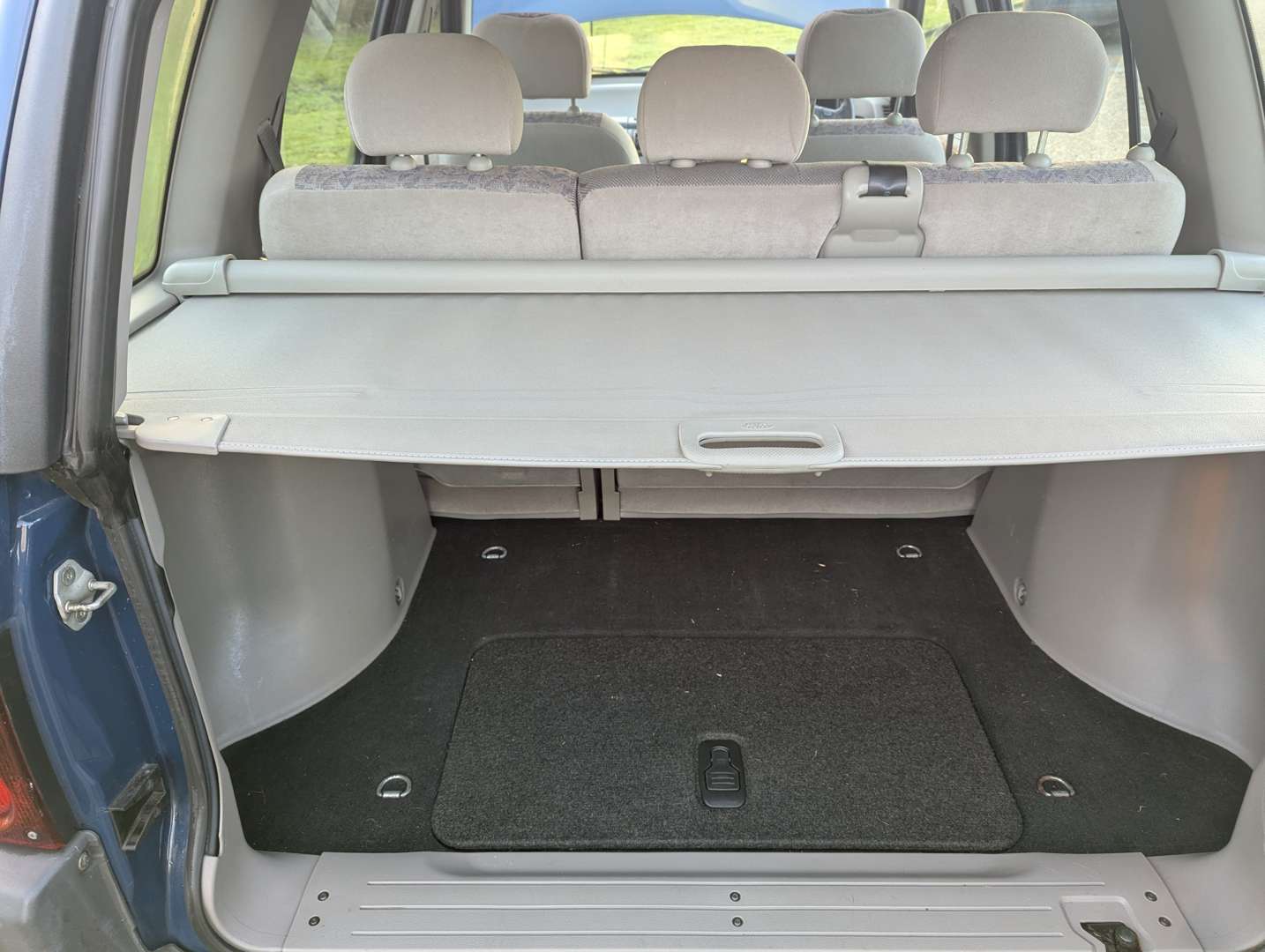 <p>1998 LAND ROVER FREELANDER XEDI S-WAGON</p>