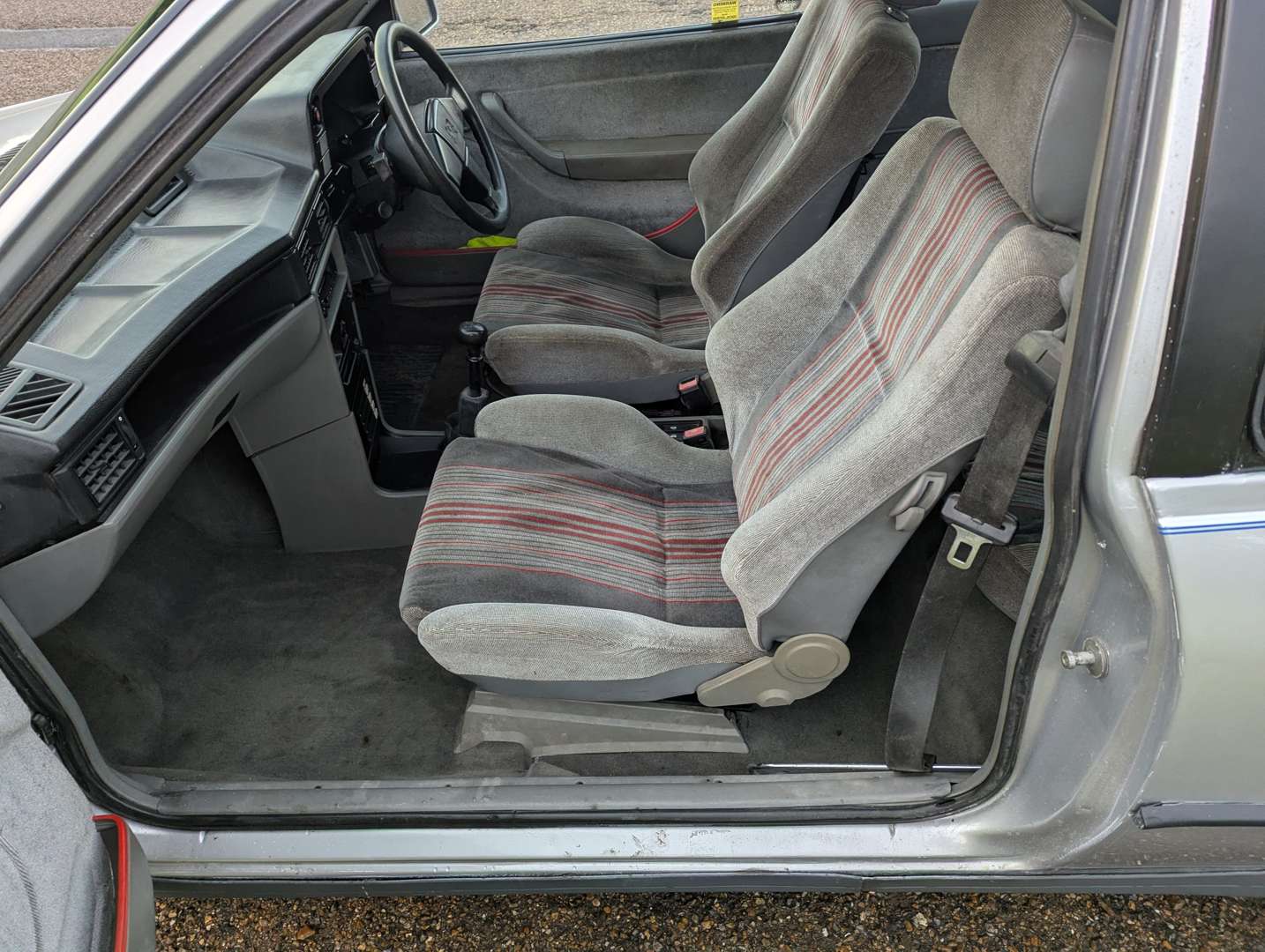 <p>1988 VAUXHALL ASTRA GTE</p>