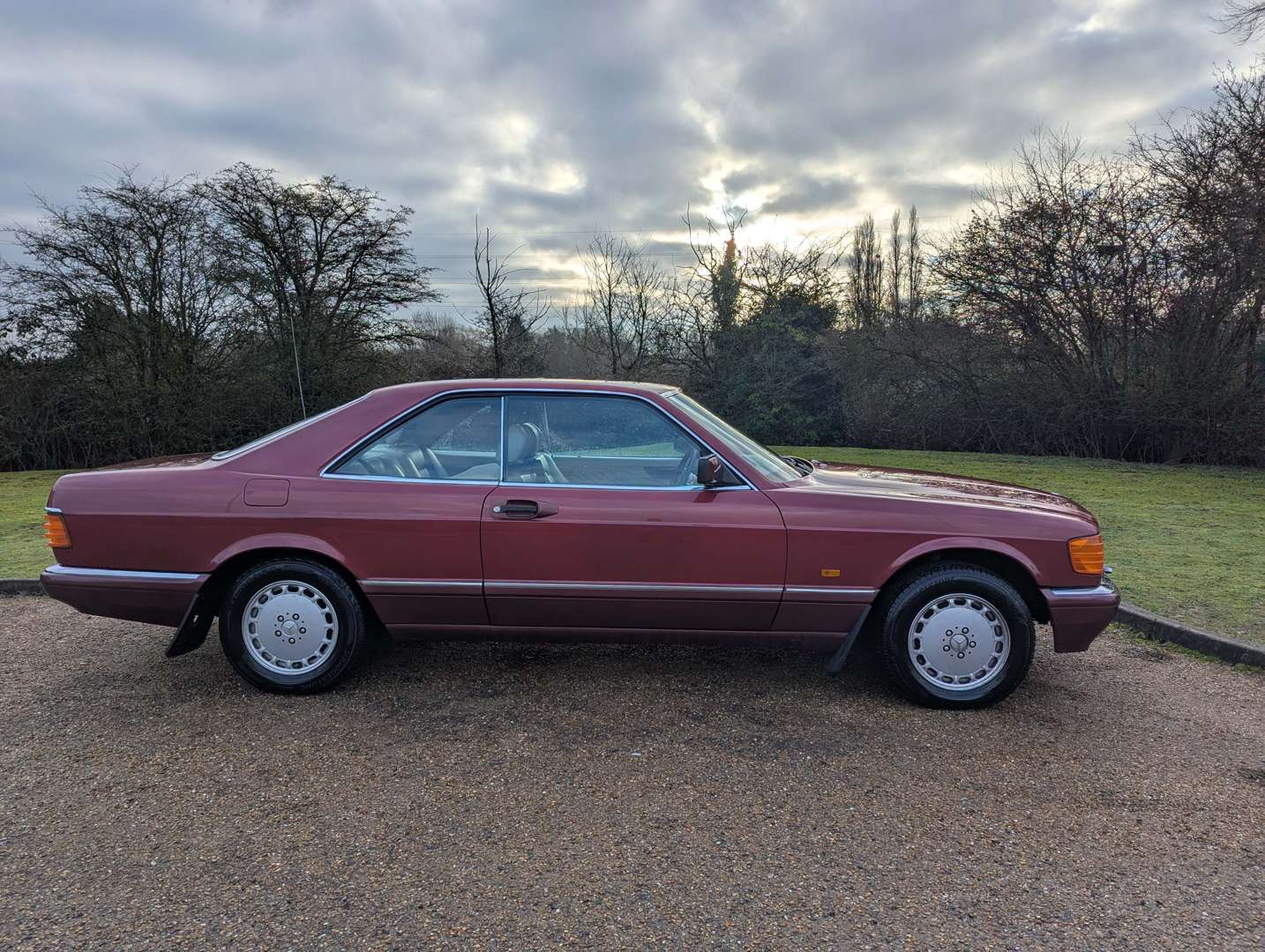 <p>1989 MERCEDES 420 SEC W126 AUTO</p>