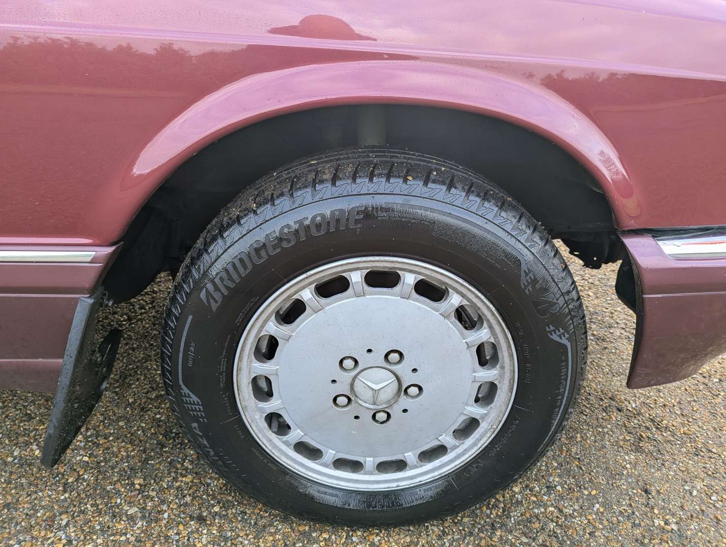 <p>1989 MERCEDES 420 SEC W126 AUTO</p>