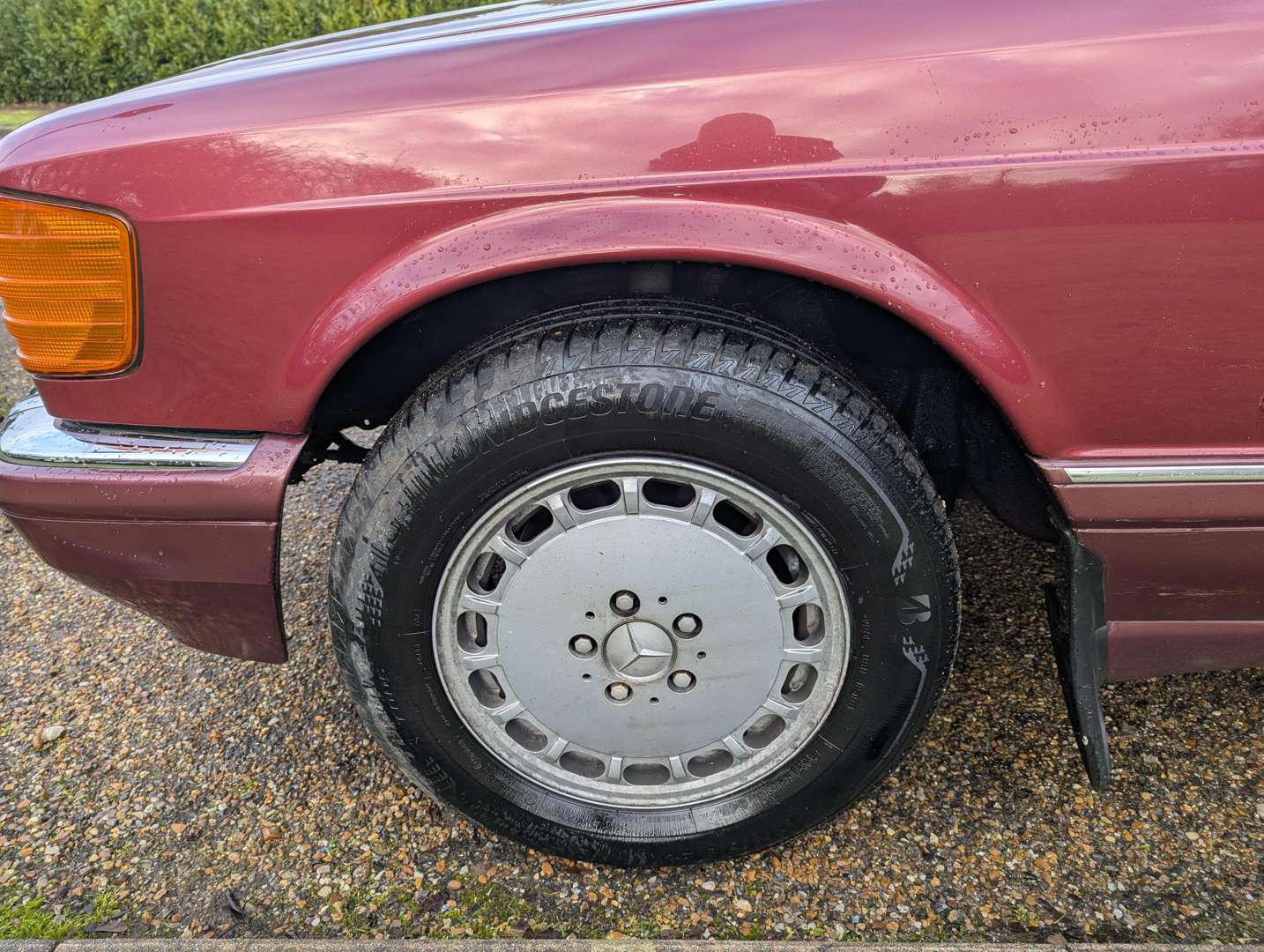 <p>1989 MERCEDES 420 SEC W126 AUTO</p>