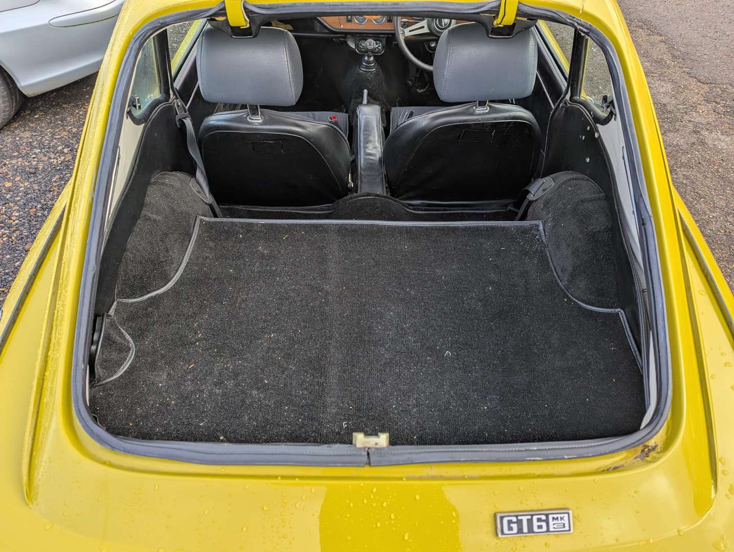 <p>1973 TRIUMPH GT6 MKIII</p>