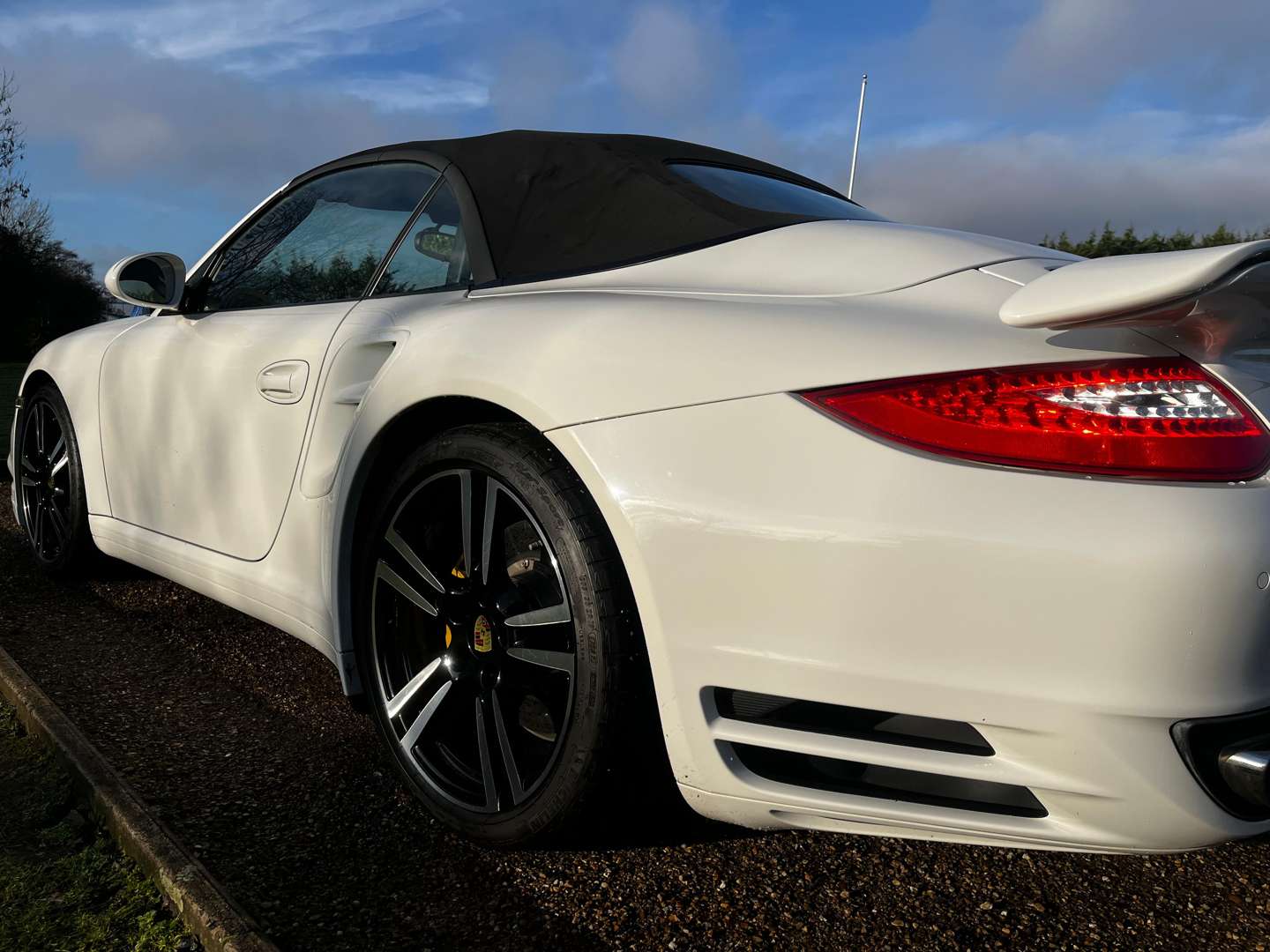 <p>2011 PORSCHE 911 997 TURBO S SEMI-AUTO</p>