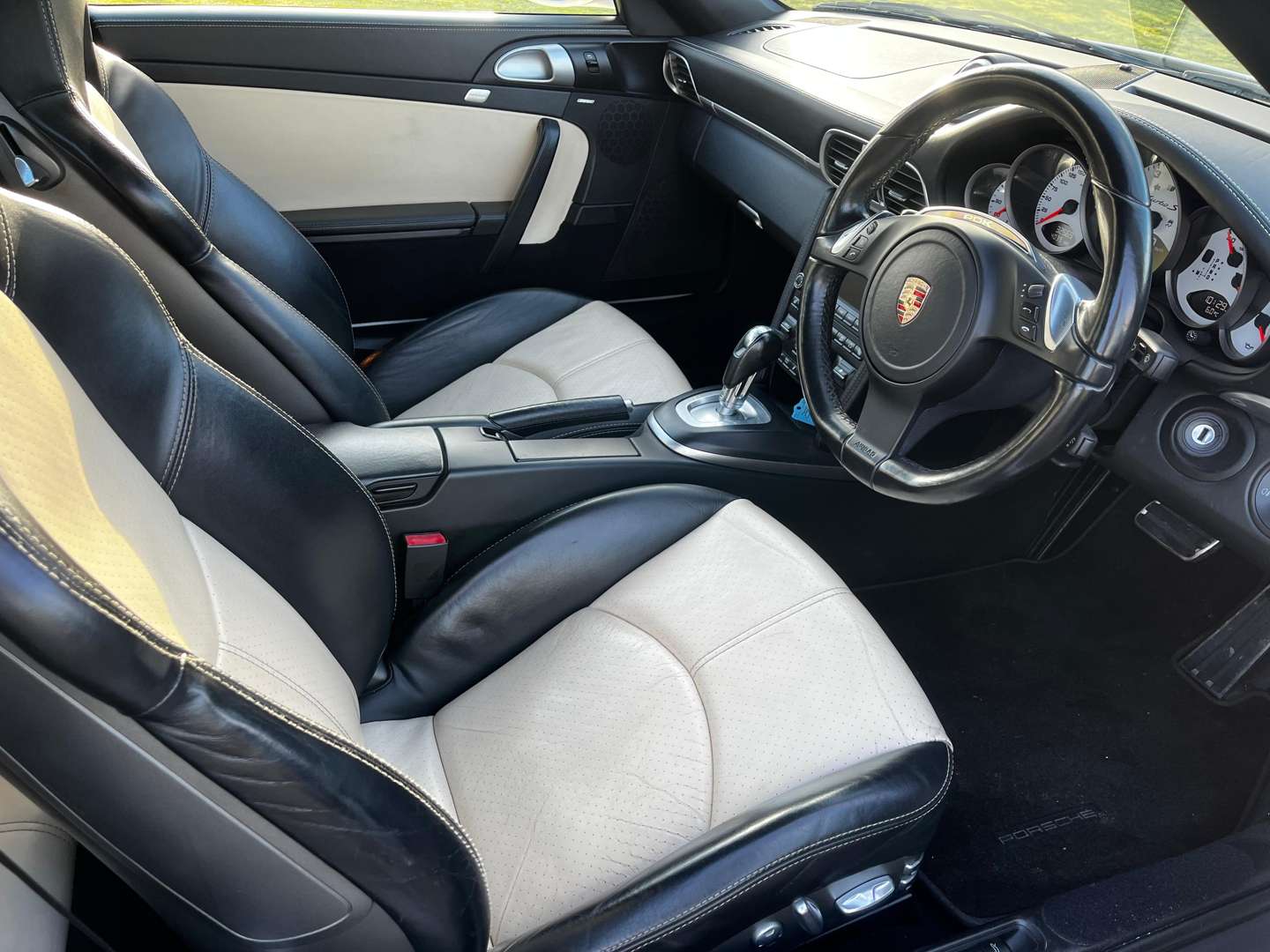 <p>2011 PORSCHE 911 997 TURBO S SEMI-AUTO</p>